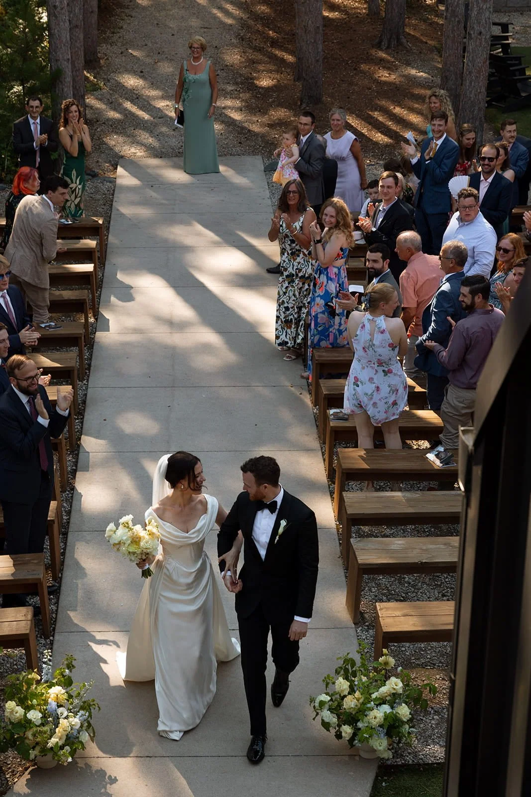 Butter-yellow-wedding-aesthetic-pinewood-minnesota-happililyevents-alimillerphotography (55).jpg