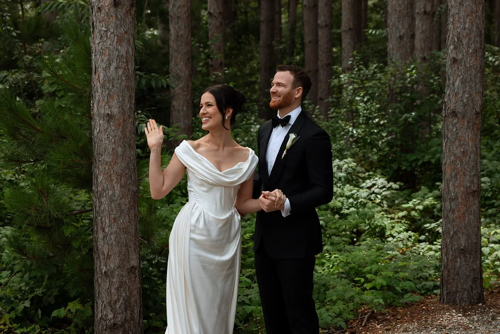 Butter-yellow-wedding-aesthetic-pinewood-minnesota-happililyevents-alimillerphotography (16).jpg