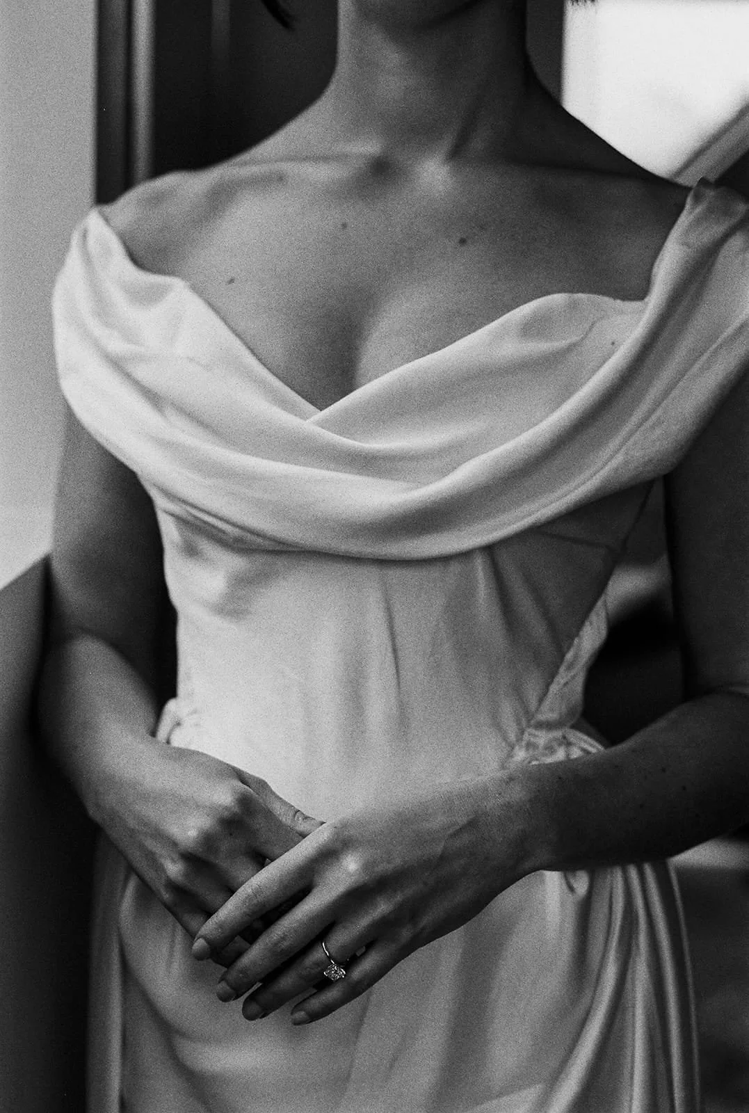 Butter-yellow-wedding-aesthetic-pinewood-minnesota-happililyevents-alimillerphotography (40).jpg