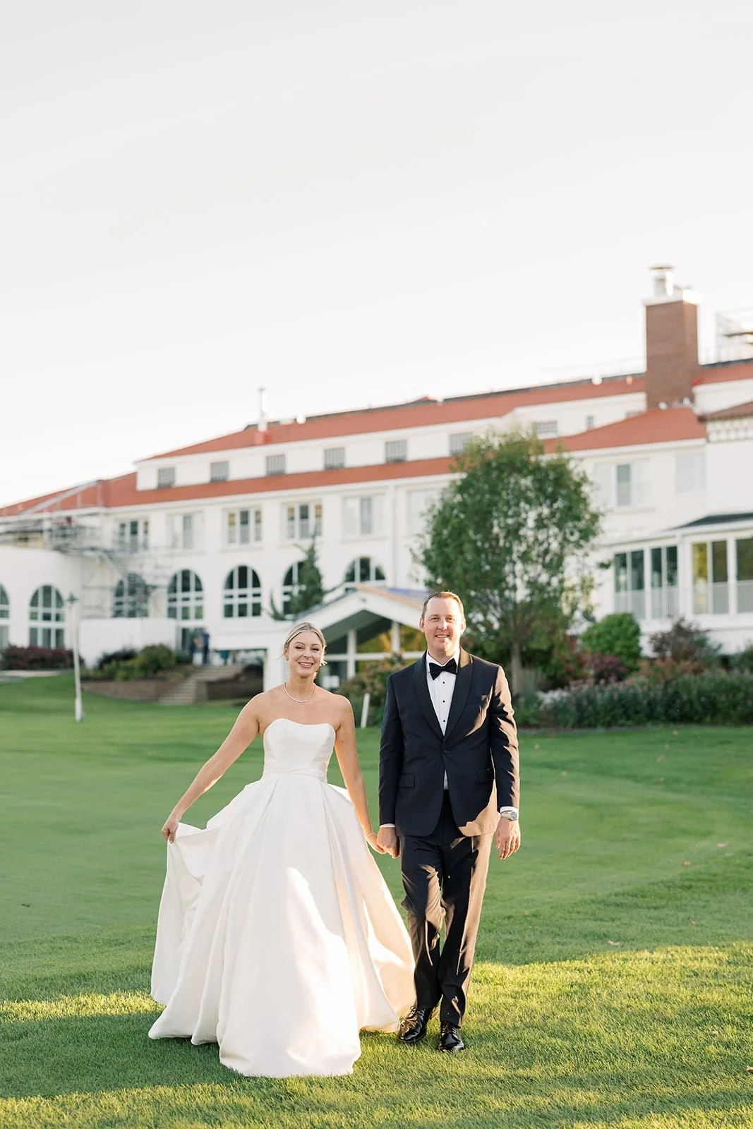 The newlyweds at Lafayette Club! Olivia Beyers Photography