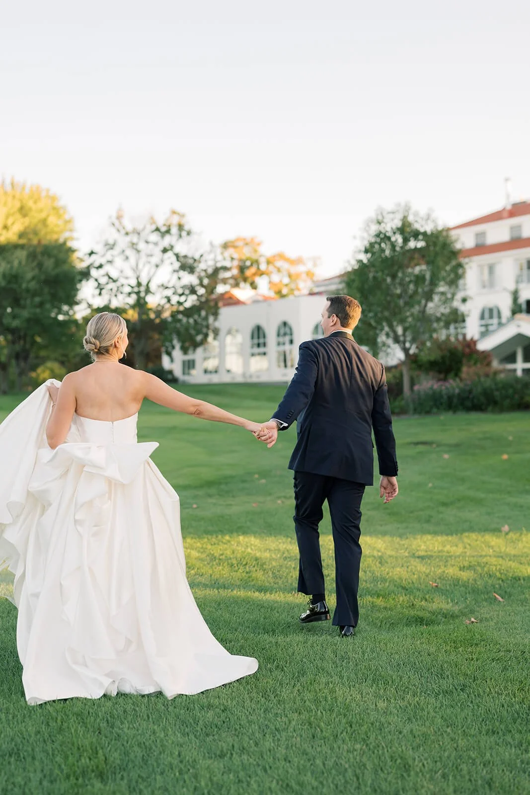 Newlyweds at the Lafayette Club