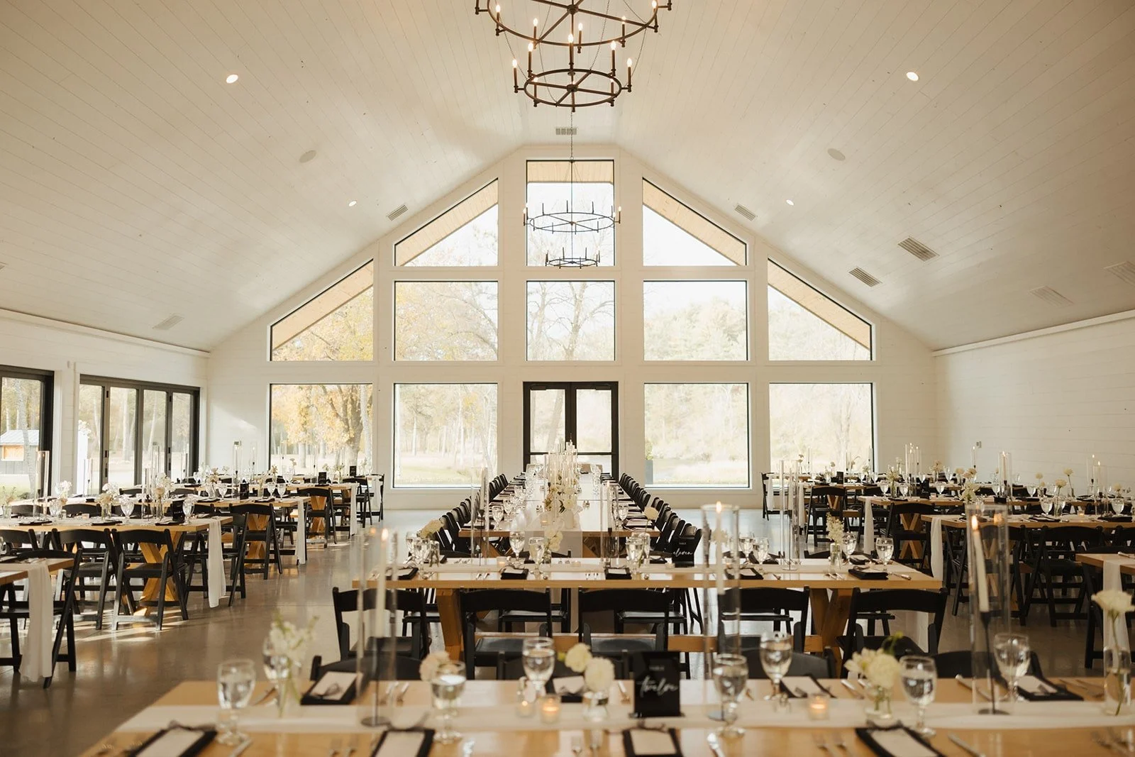 Weddings at La Pointe Events, an elegant and enchanting Wisconsin ...