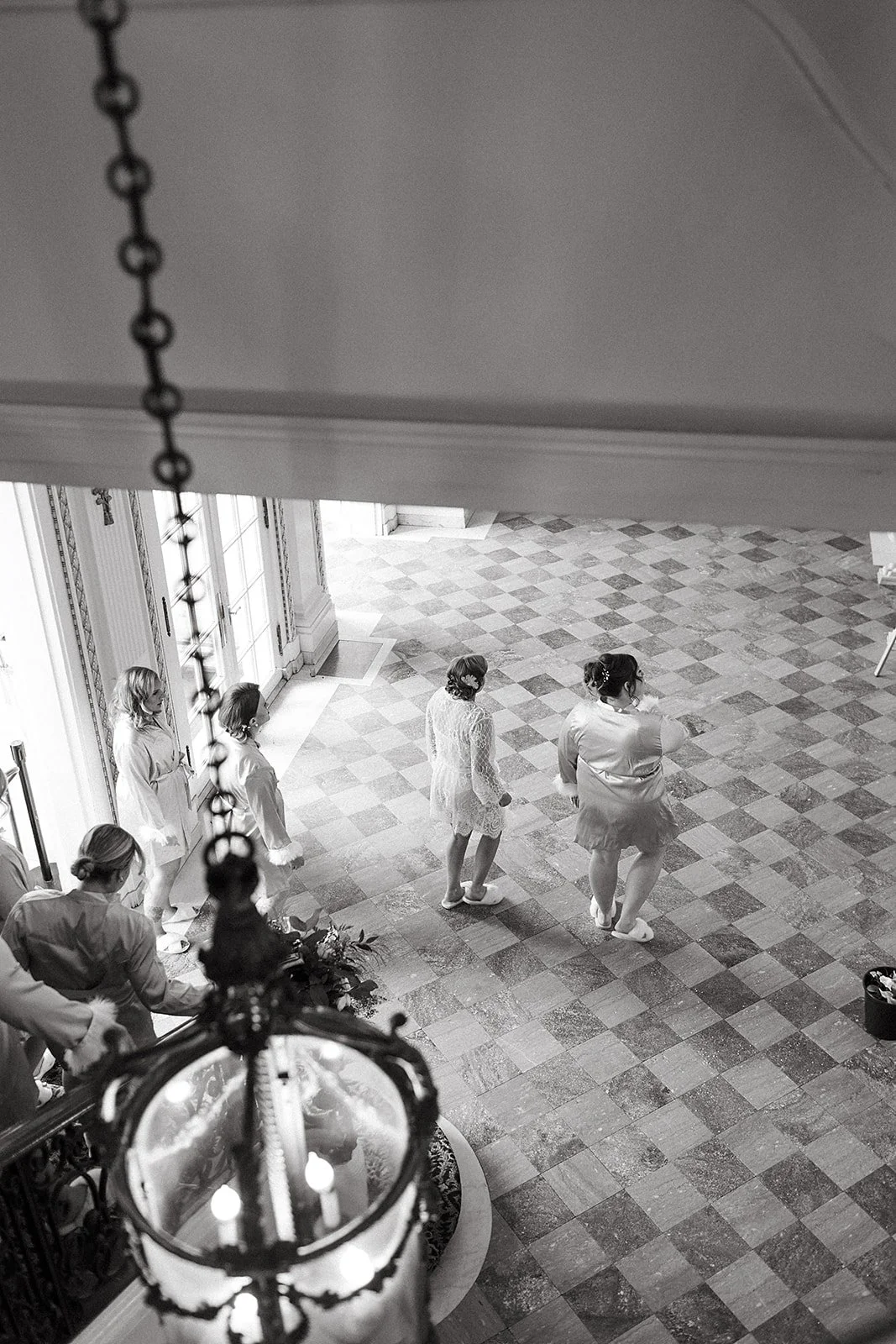 Wedding guests walking to a ceremony at Tupper Manor