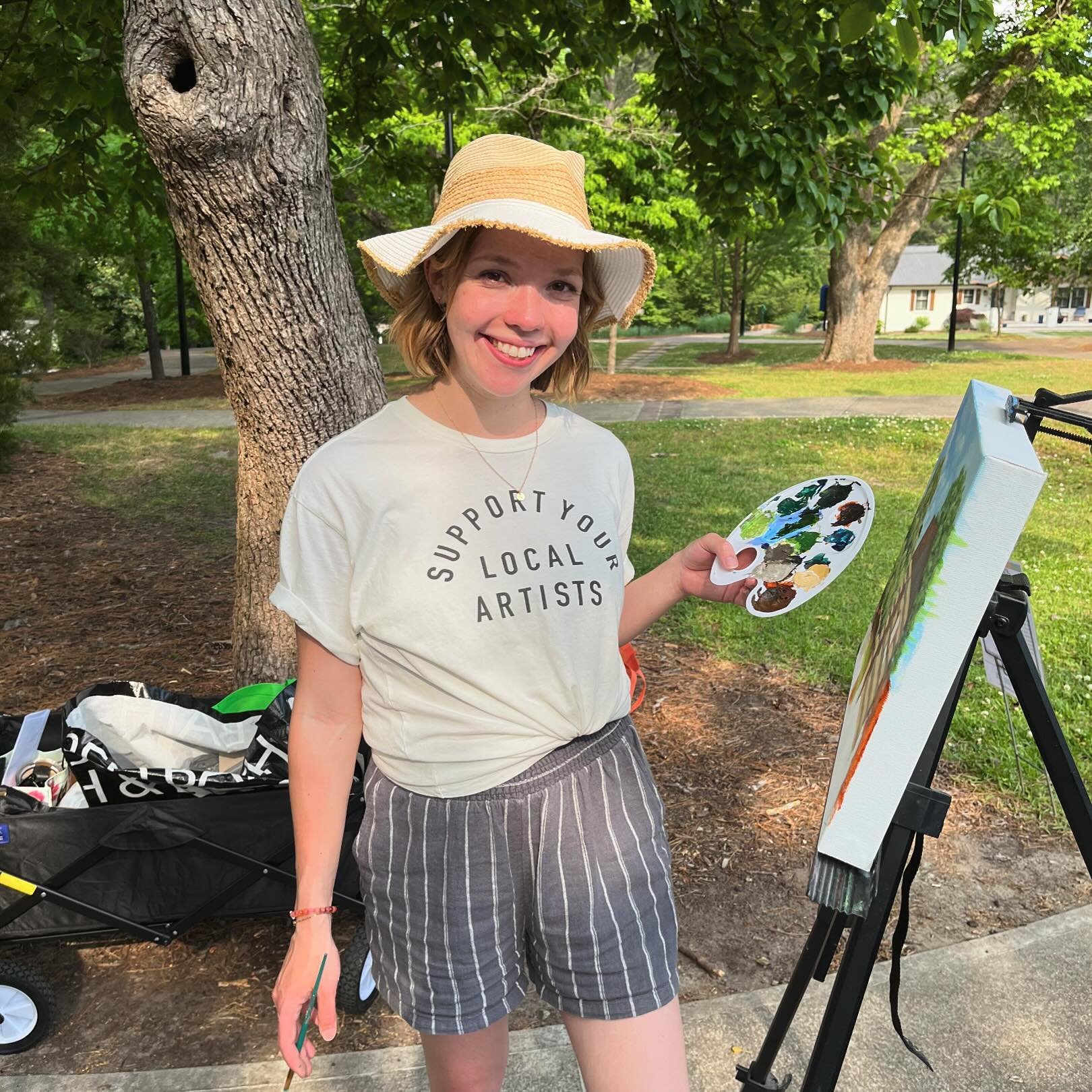 Happy Saturday! ☀️ Posting this a bit late, but I was busy painting this weekend in @fvdowntown En Plein Air Paint Off! 🎨 In the craziness of running a small business and chasing a toddler around, it&rsquo;s not often that I get to actually make a l