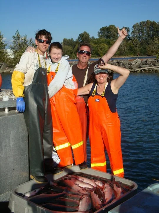 family-bc-spot-prawns-buy-fresh-local-steveston-fishermans-wharf.jpeg
