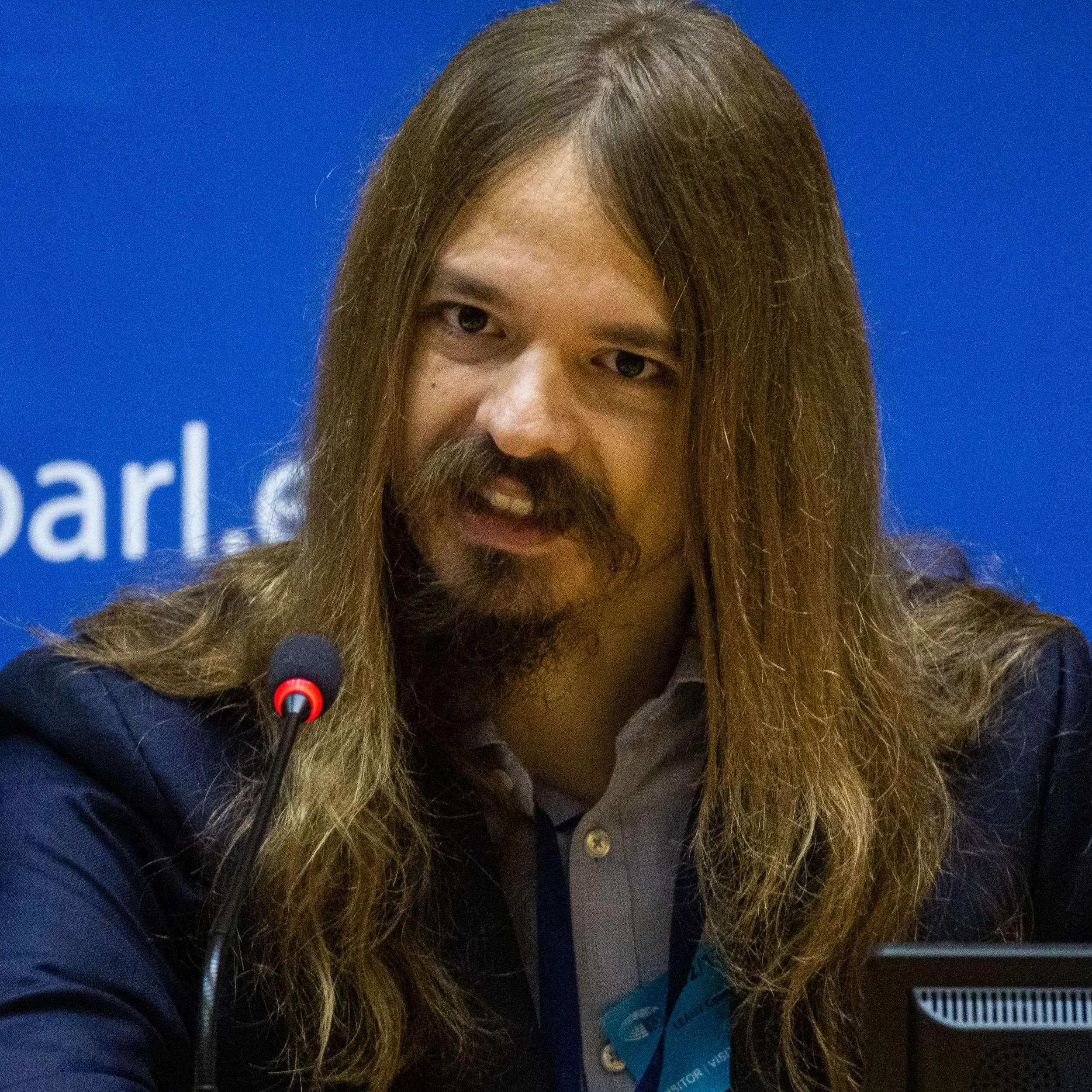 Connor Leahy - CEO, Conjecture