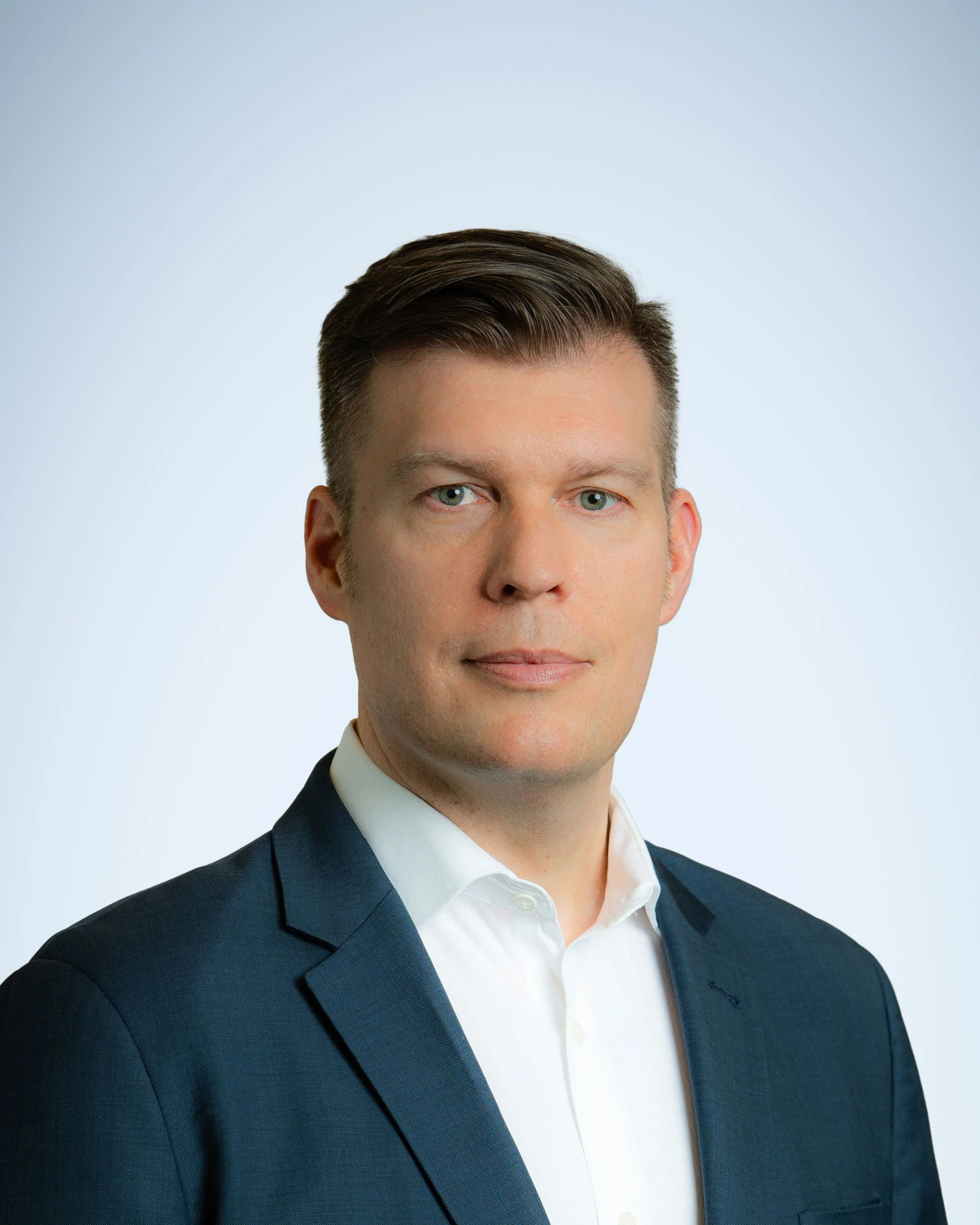 Russell Wald | Deputy Director, Stanford Institute for Human-Centered AI (HAI)