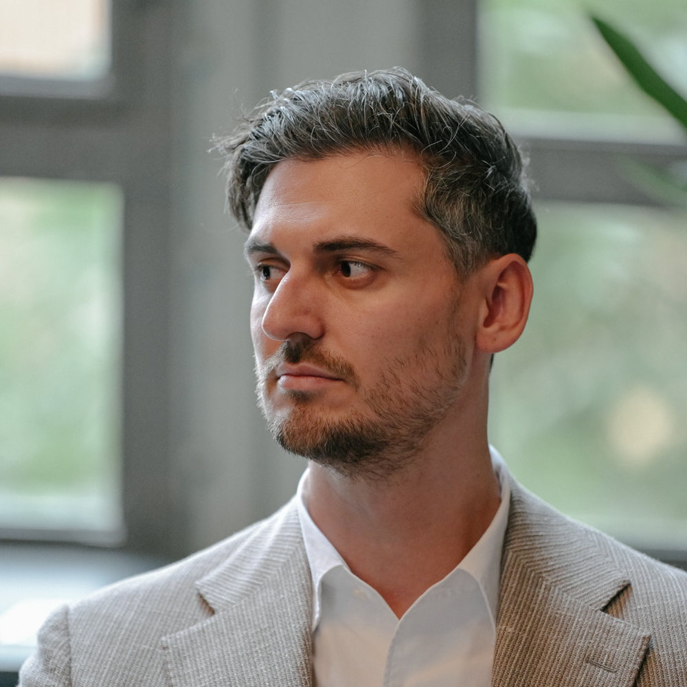  Max Reddel  Advanced AI Director, Brussels-based think tank Centre for Future Generations 
