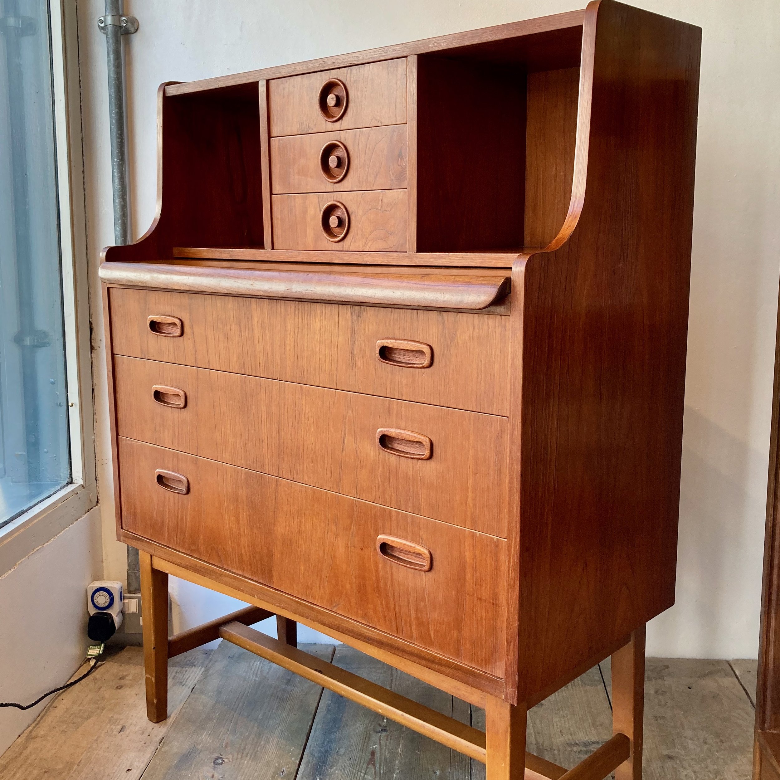 teak bureau