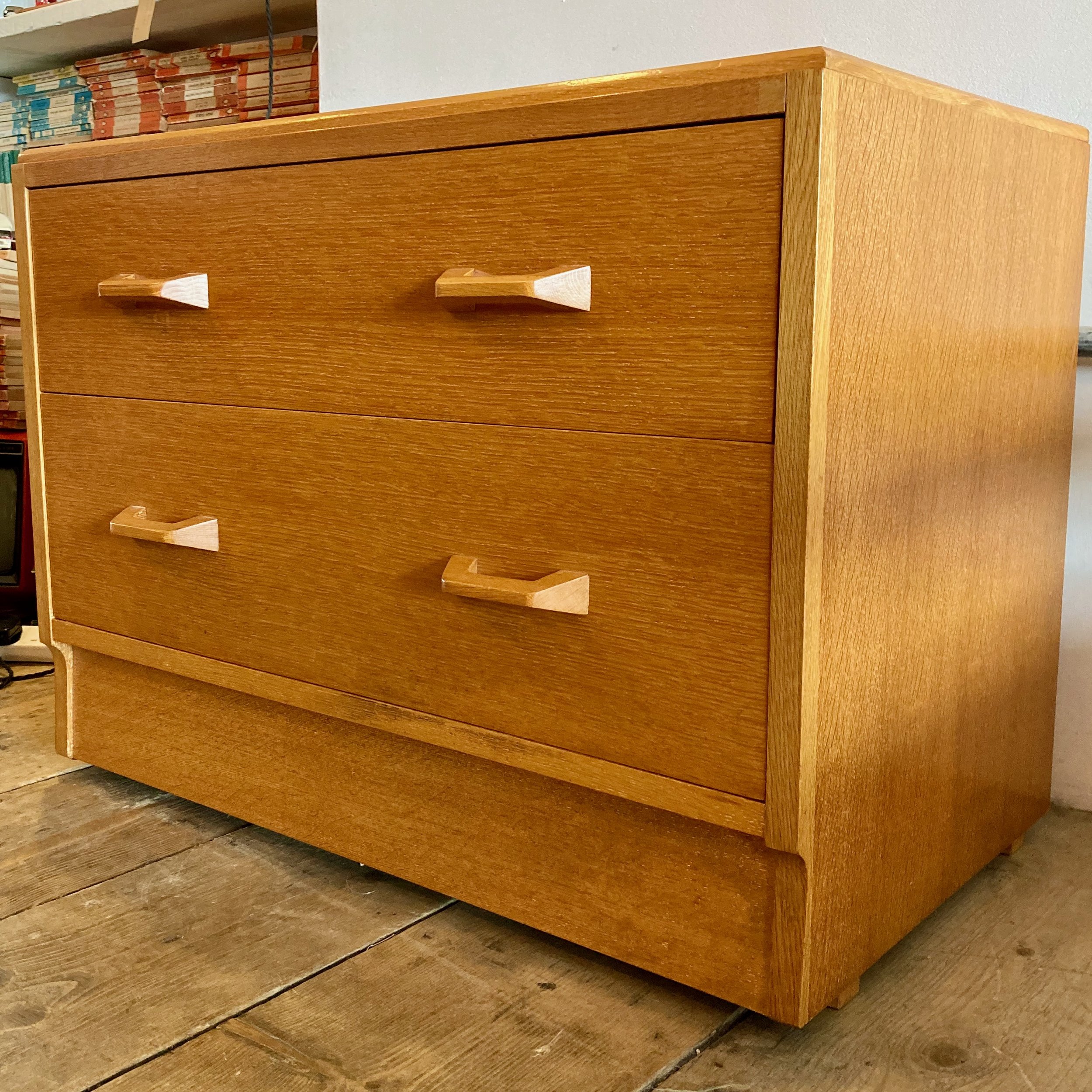 g plan chest