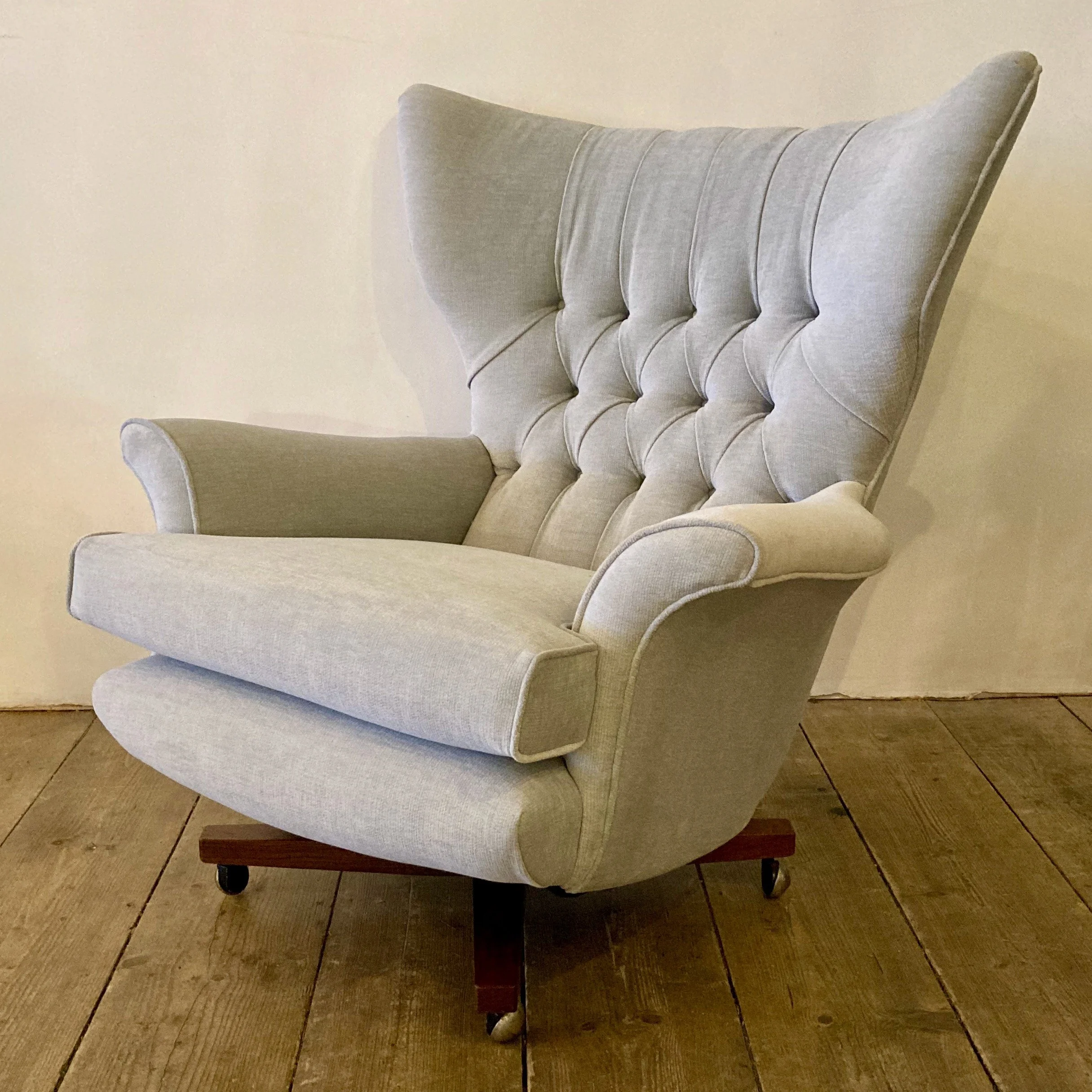 g plan armchair