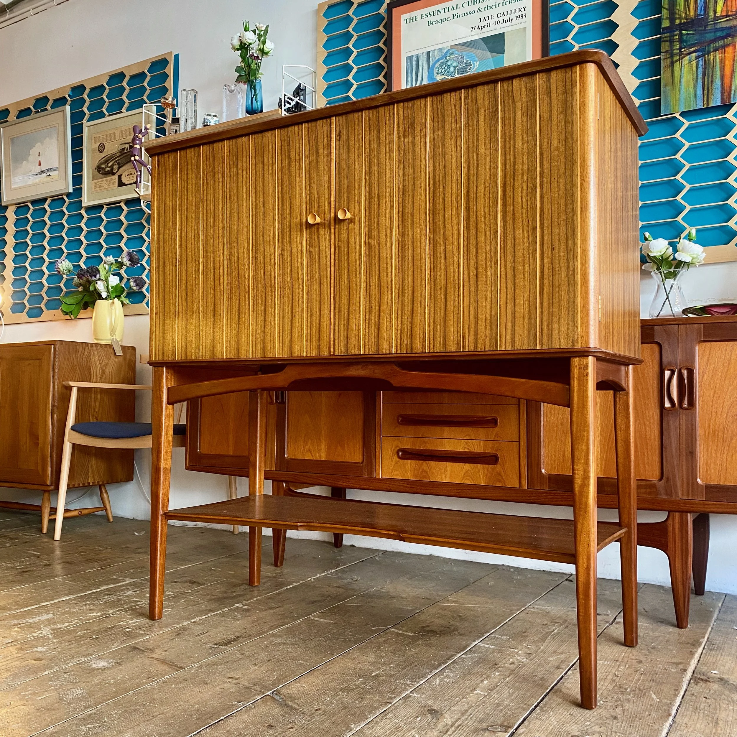 vintage drinks cabinet