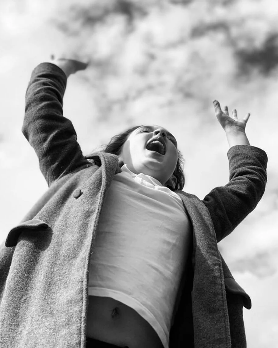 Photo by Trinity, 16, USA 🇺🇸

I often praise spontaneous, effortless, unstaged images for their authentic quality, yet they are not the only way to achieve that realness we all recognise instantly. 

Trinity is a great example of someone who playfu