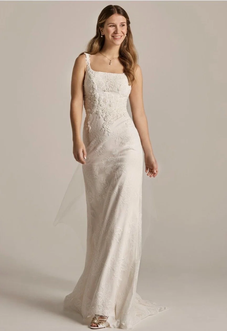 Square neck | lace | madi lane | oak | mermaid | stockholm