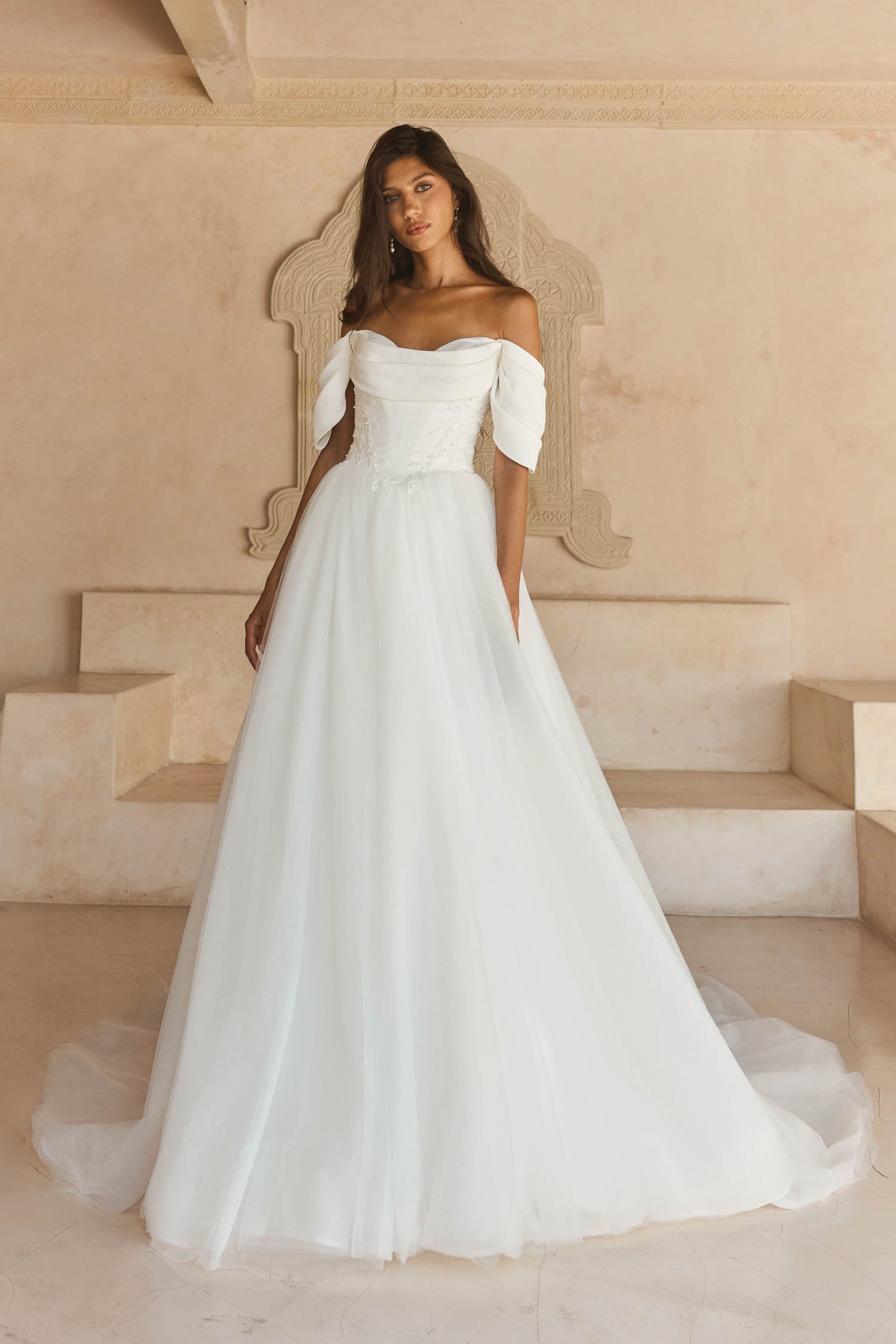 Litia | Madi Lane | Sweden | Stockholm | bröllopsbutik