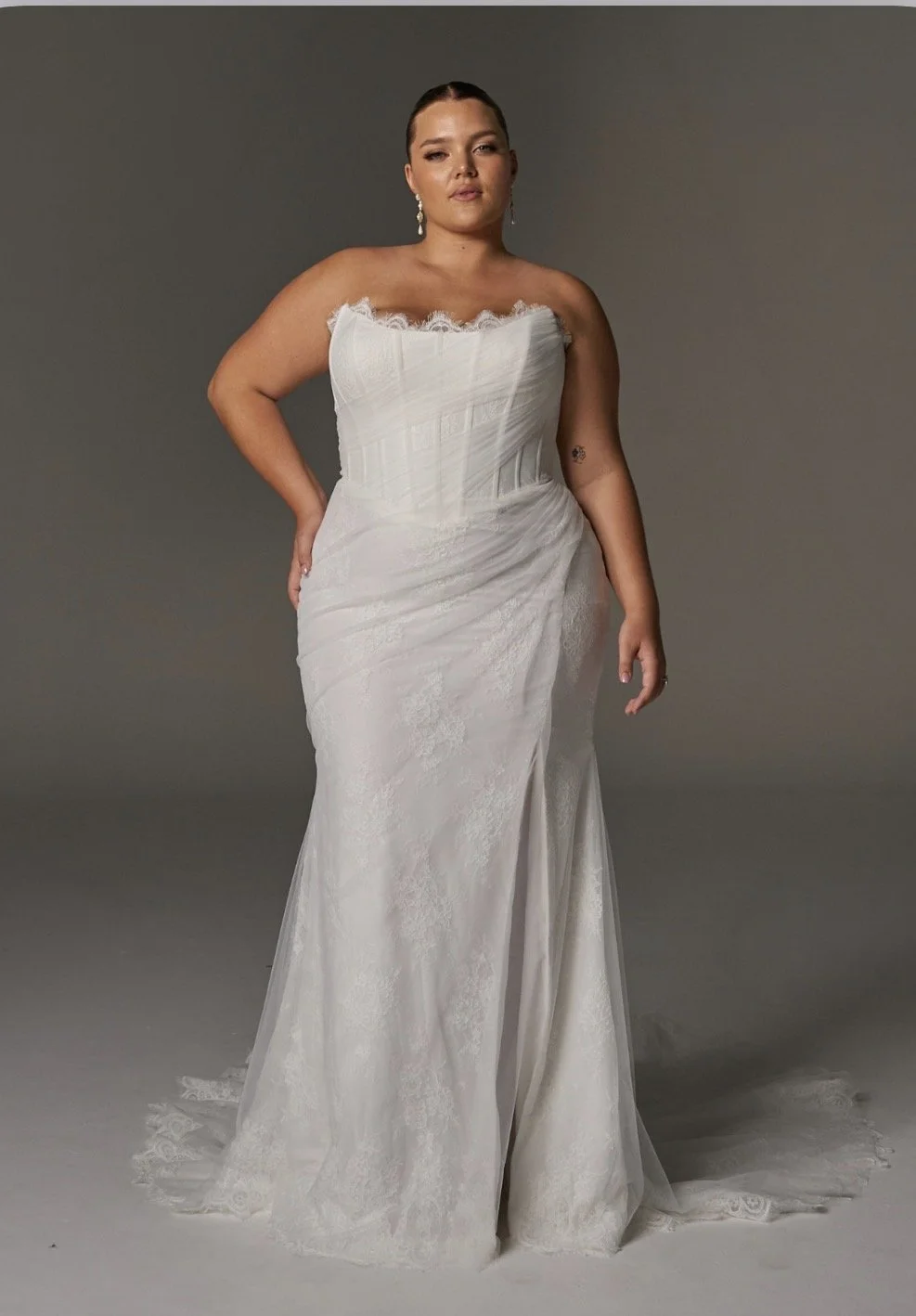 Curve | plus size | wedding dress | bridal | bröllop | brudklänning