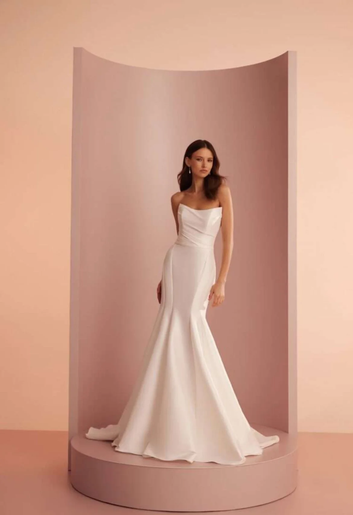 L403 Linky ariamo bridal Sublime style Sweden stockholm wedding