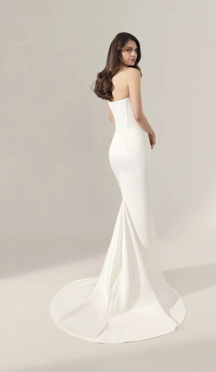 Sublime style | Sine | straight neck | plain wedding dress