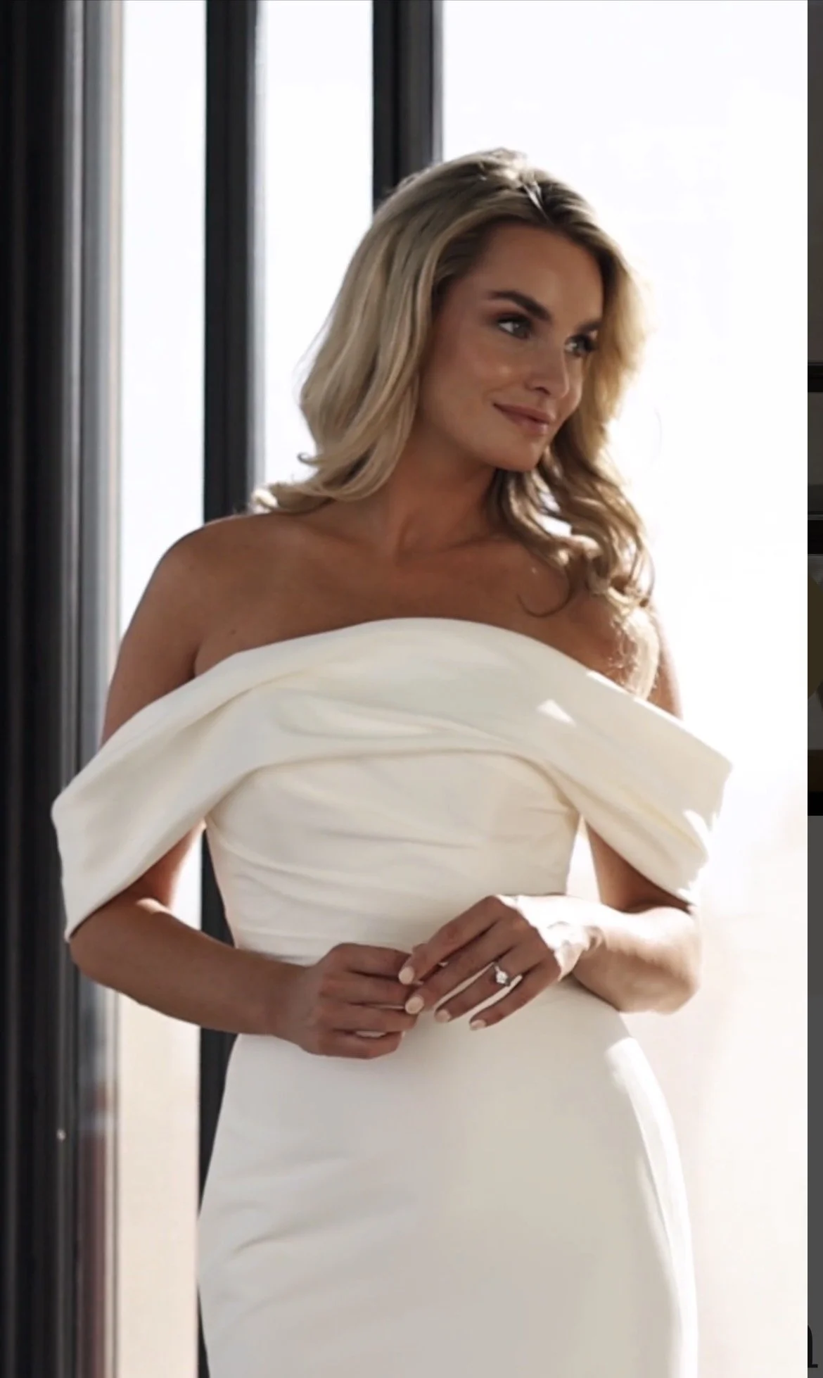 Off shoulder wedding dress