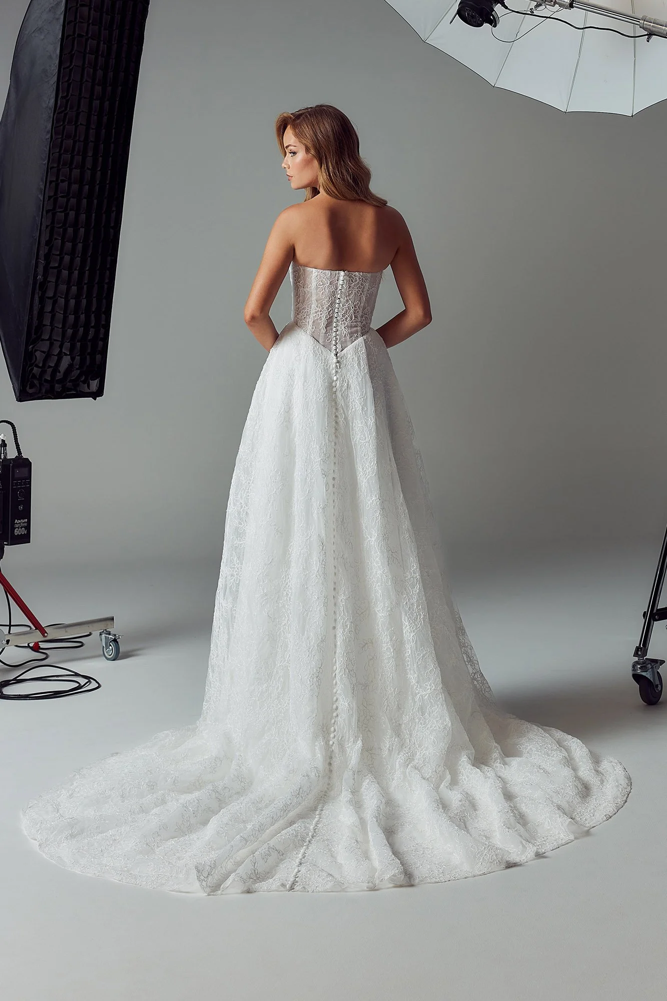 Open back | wedding dress | bröllopsklänning | bröllop | brudsklänning