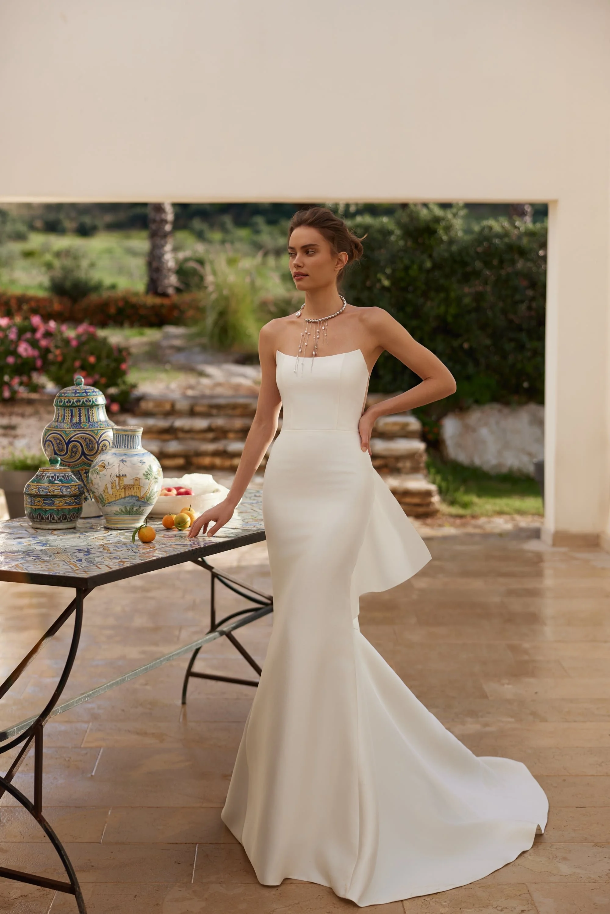 Strapless wedding dress enkelt stilren satin bröllopsklänning