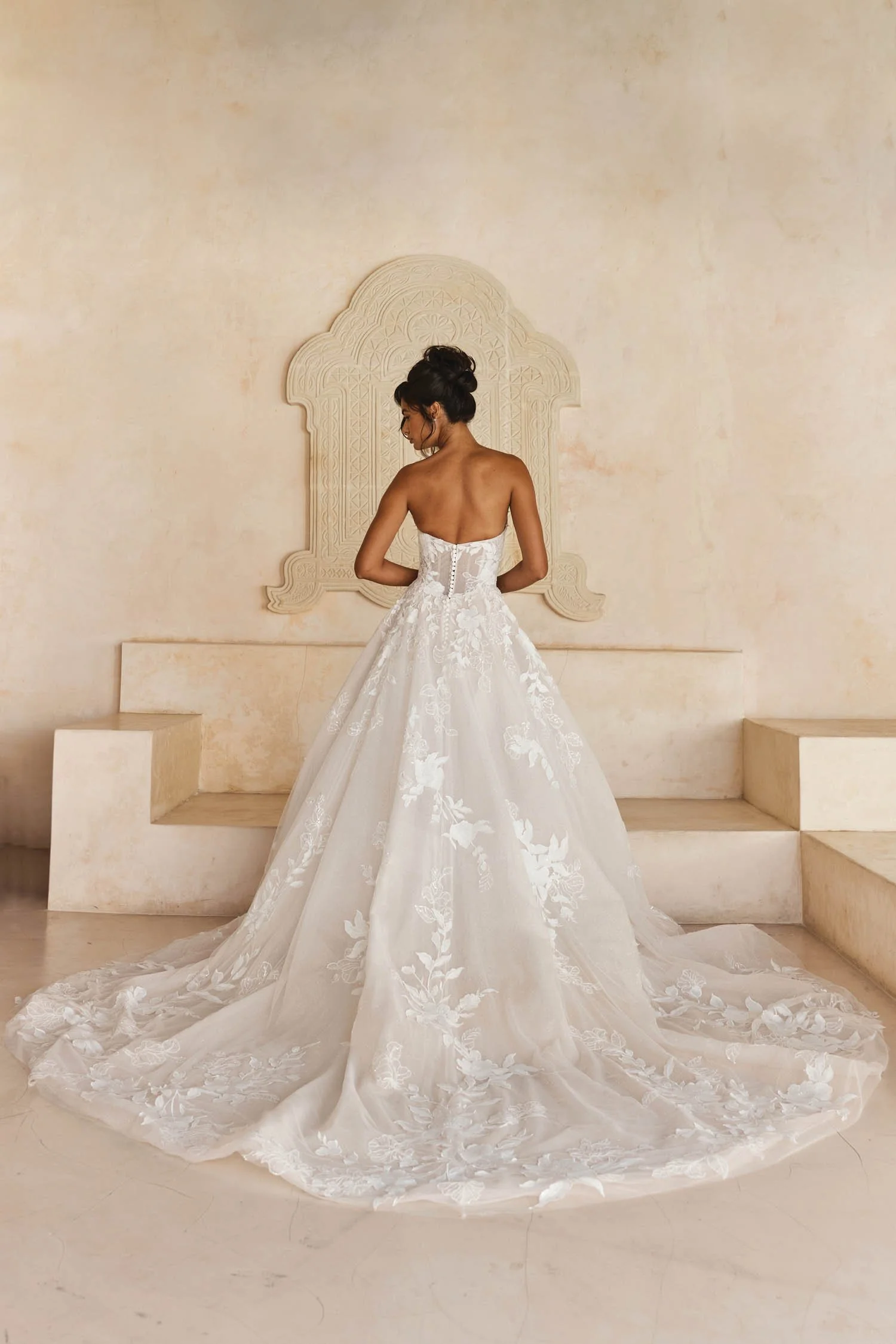 Wedding dress plus sizes