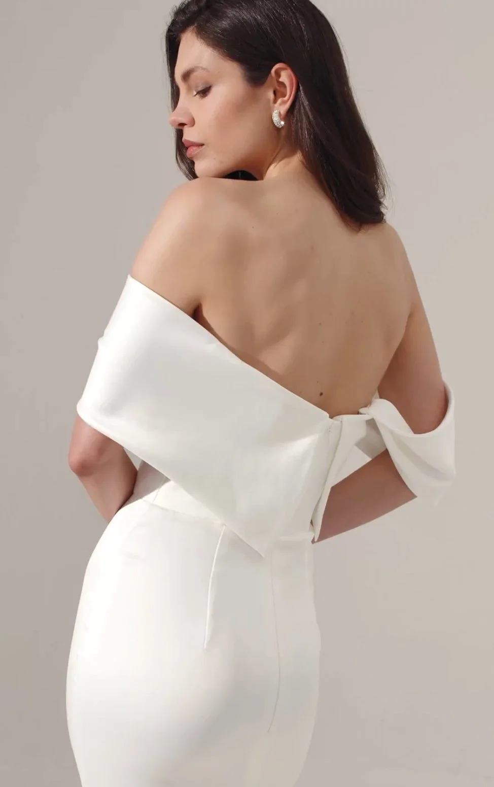 Open back wedding dress