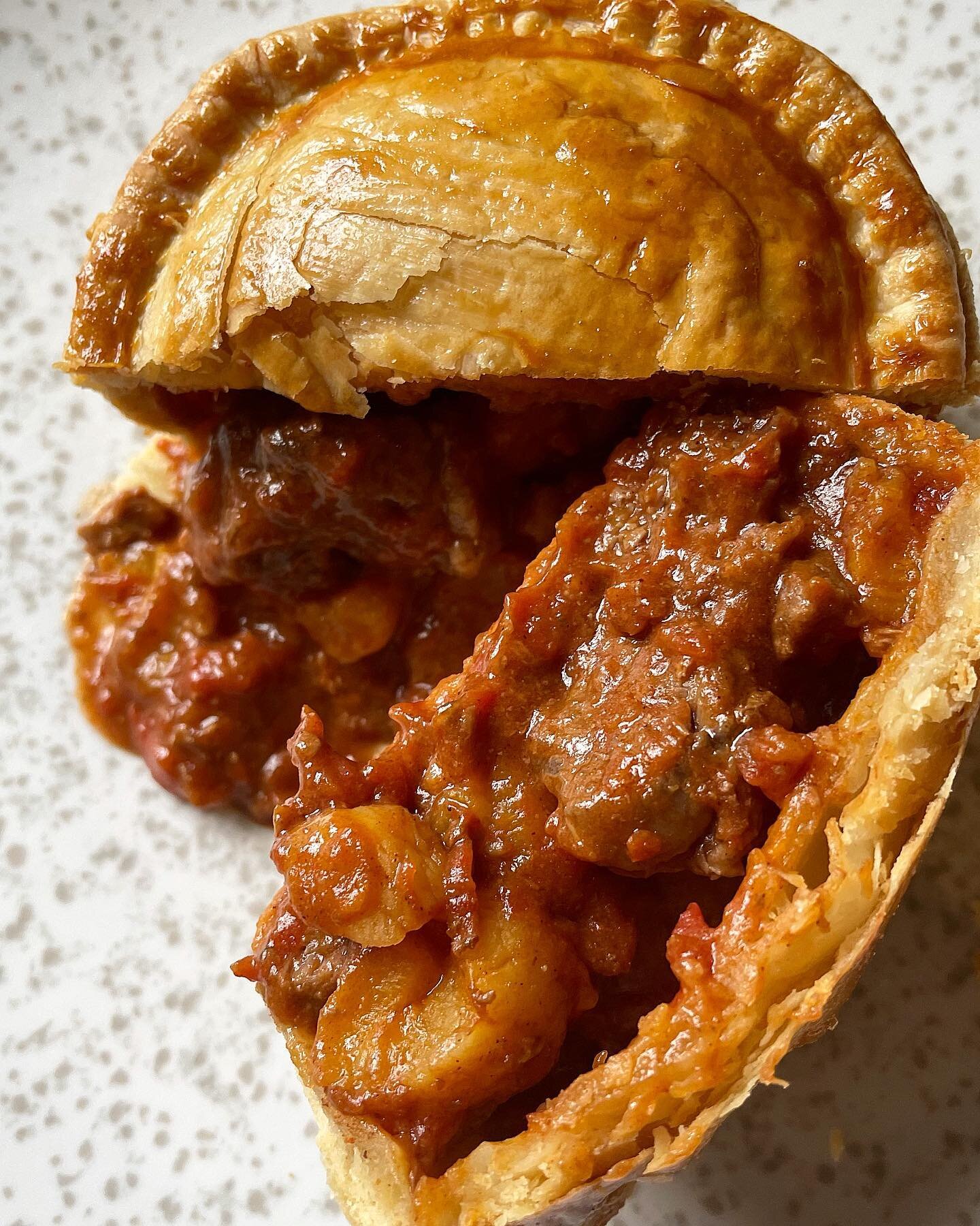 Ooo Lordy it&rsquo;s our Moroccan spiced lamb and apricot pie. This is a corker with mouth watering tender pieces of lamb in a rich sauce of tomatoes and mixed spices and then to top it off sweet apricots running through, it&rsquo;s seriously good! N