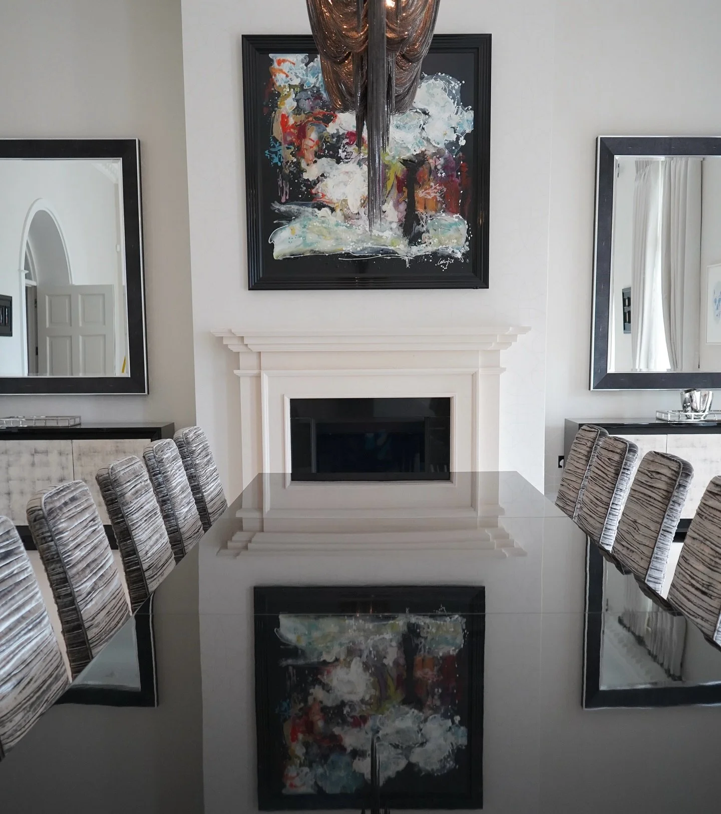 A look back at a previous project, we love this dining room setup, the chandelier is the perfect touch!
&bull;
&bull;
&bull;
&bull;
&bull;
&bull;
&bull;
#interiordesign #lux #luxurylifestyle #lifestyle #design #uk #homedesign #bespoke