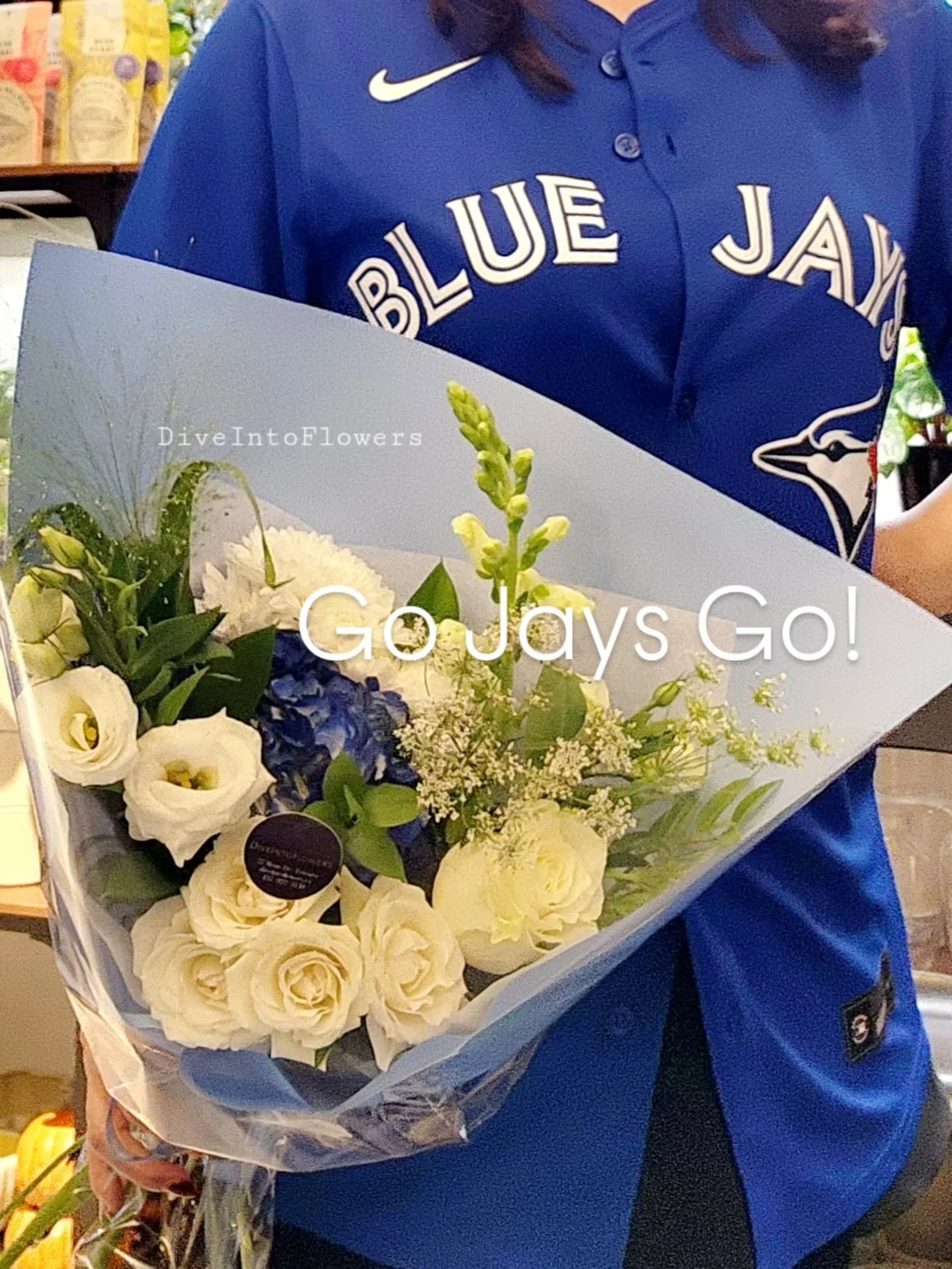 Go Jays Go!
Game 6 - tonight at 8pm.
We are cheering loud for Blue Jays to bring home the victory! Let's fill the city with blue and white!

#diveintoflowers #bluejays #victory #worldseries #toronto