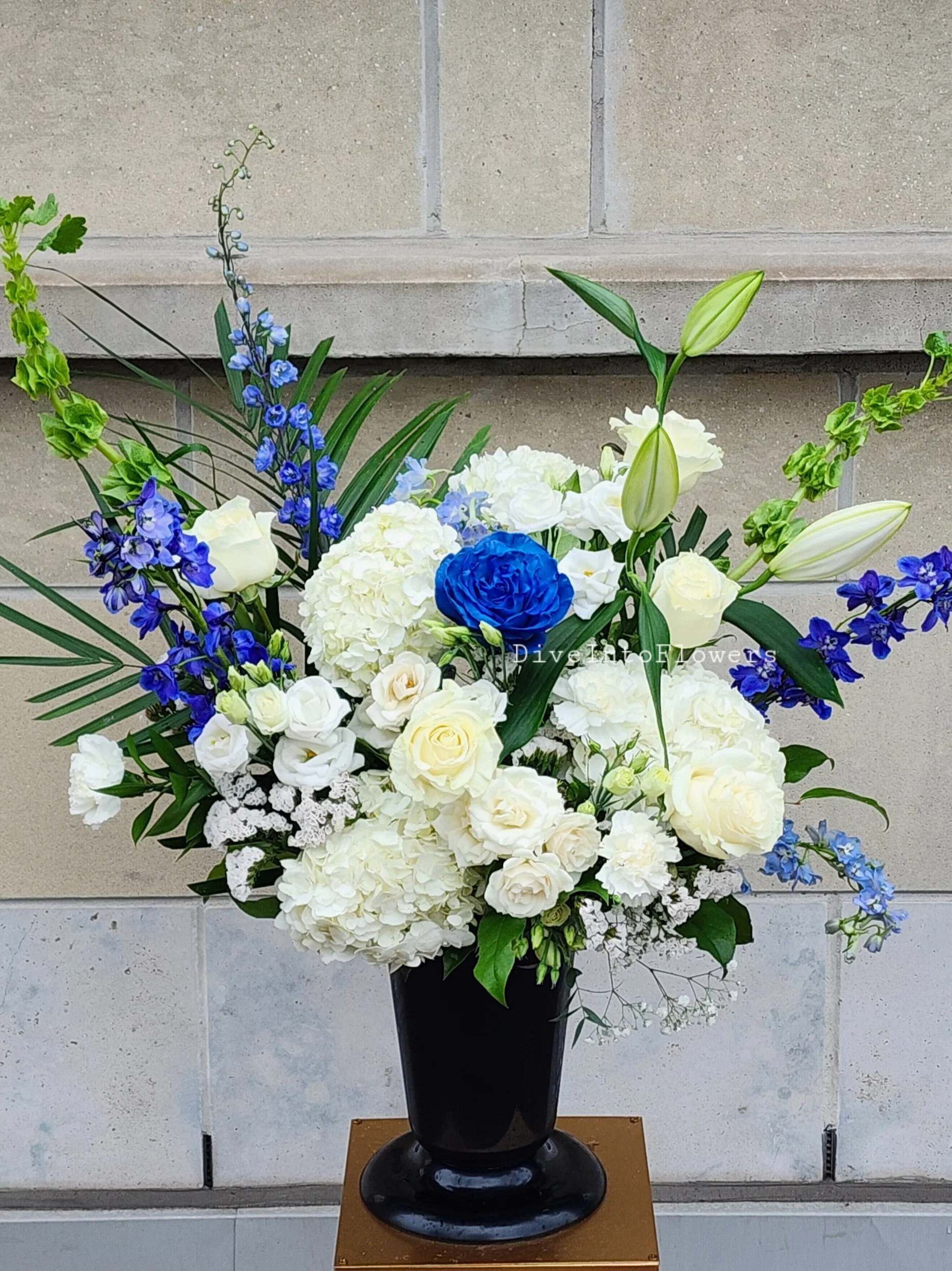 sympathy & funeral flowers -  Dive Into Flowers.jpg