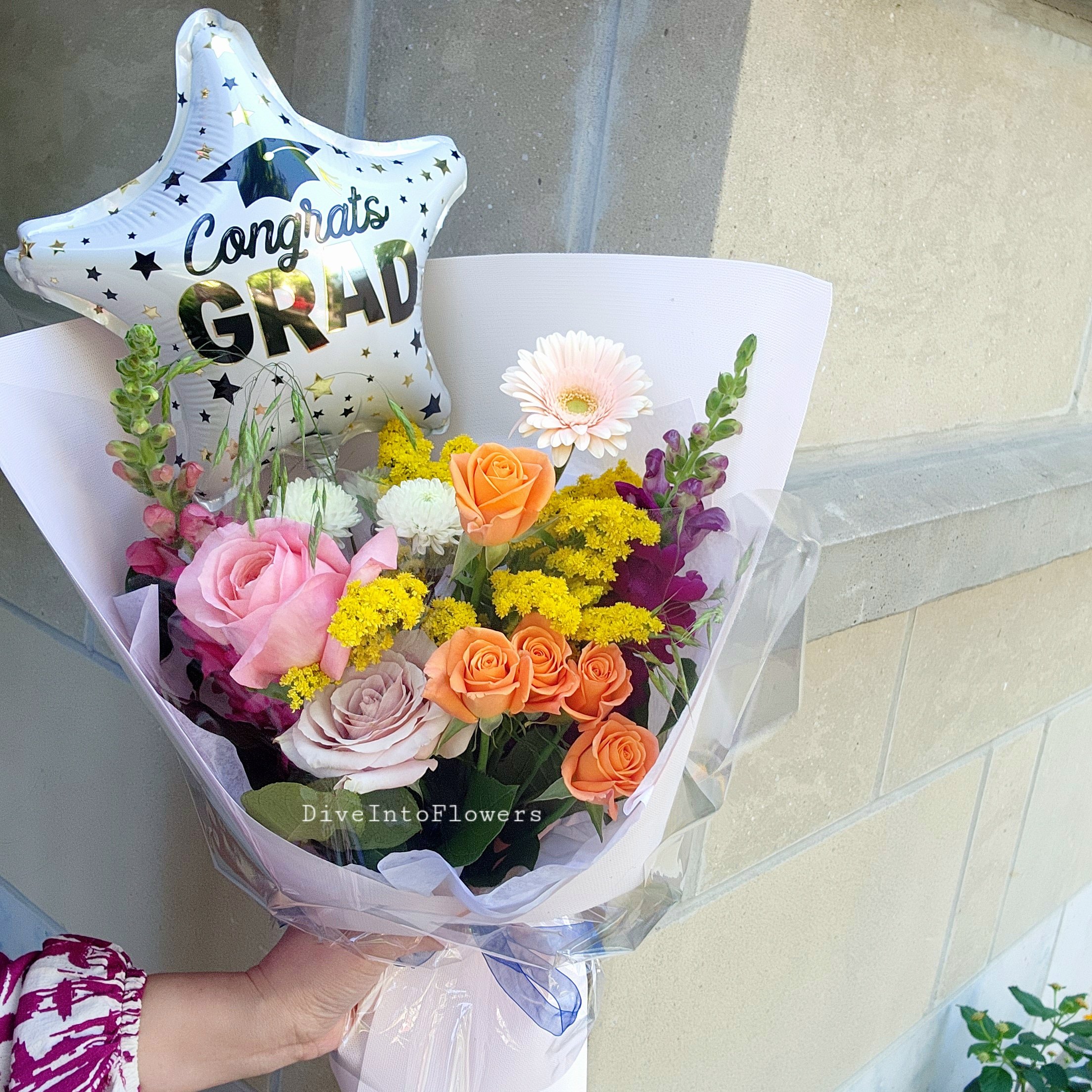 Graduation Bouquets-DiveIntoFlowers.jpg