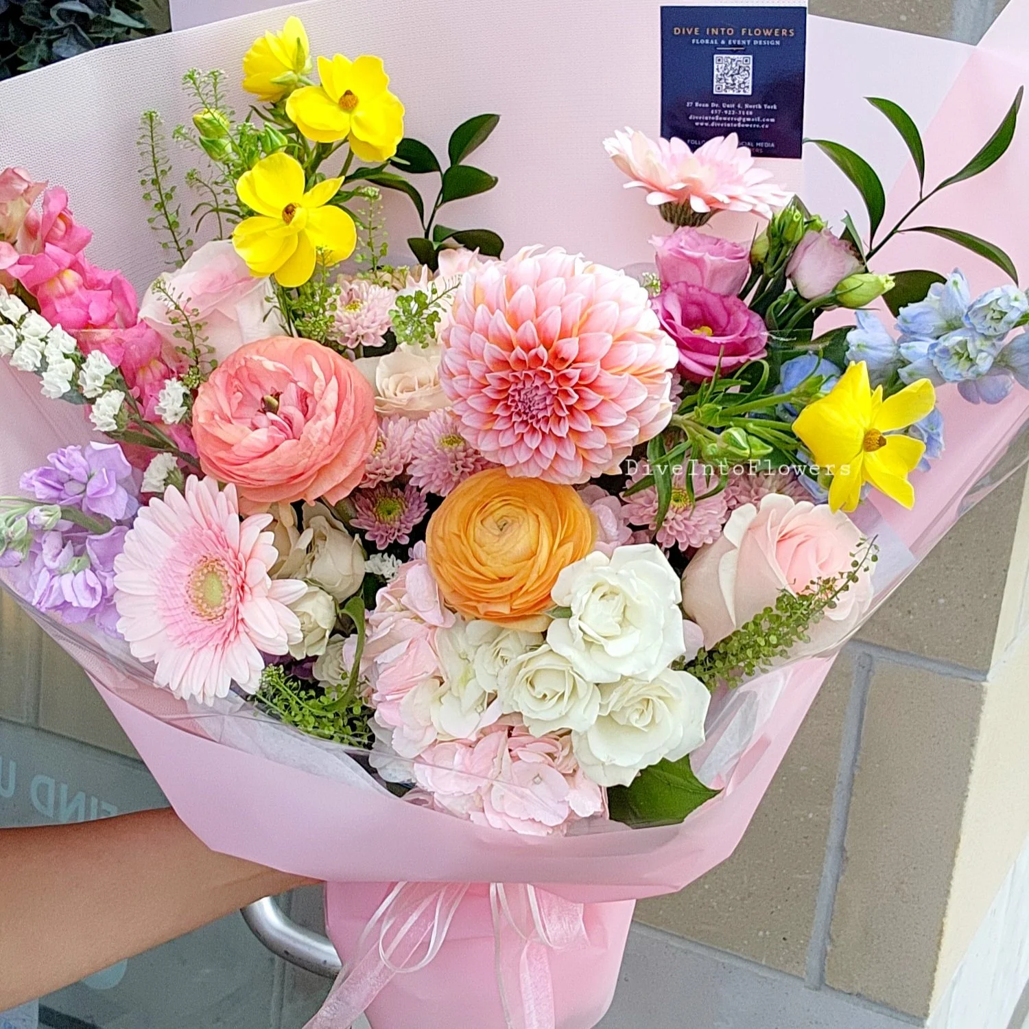 Colorful bouquet for Mother's Day. Same-day delivery in Toronto & the GTA area. Toronto Florist