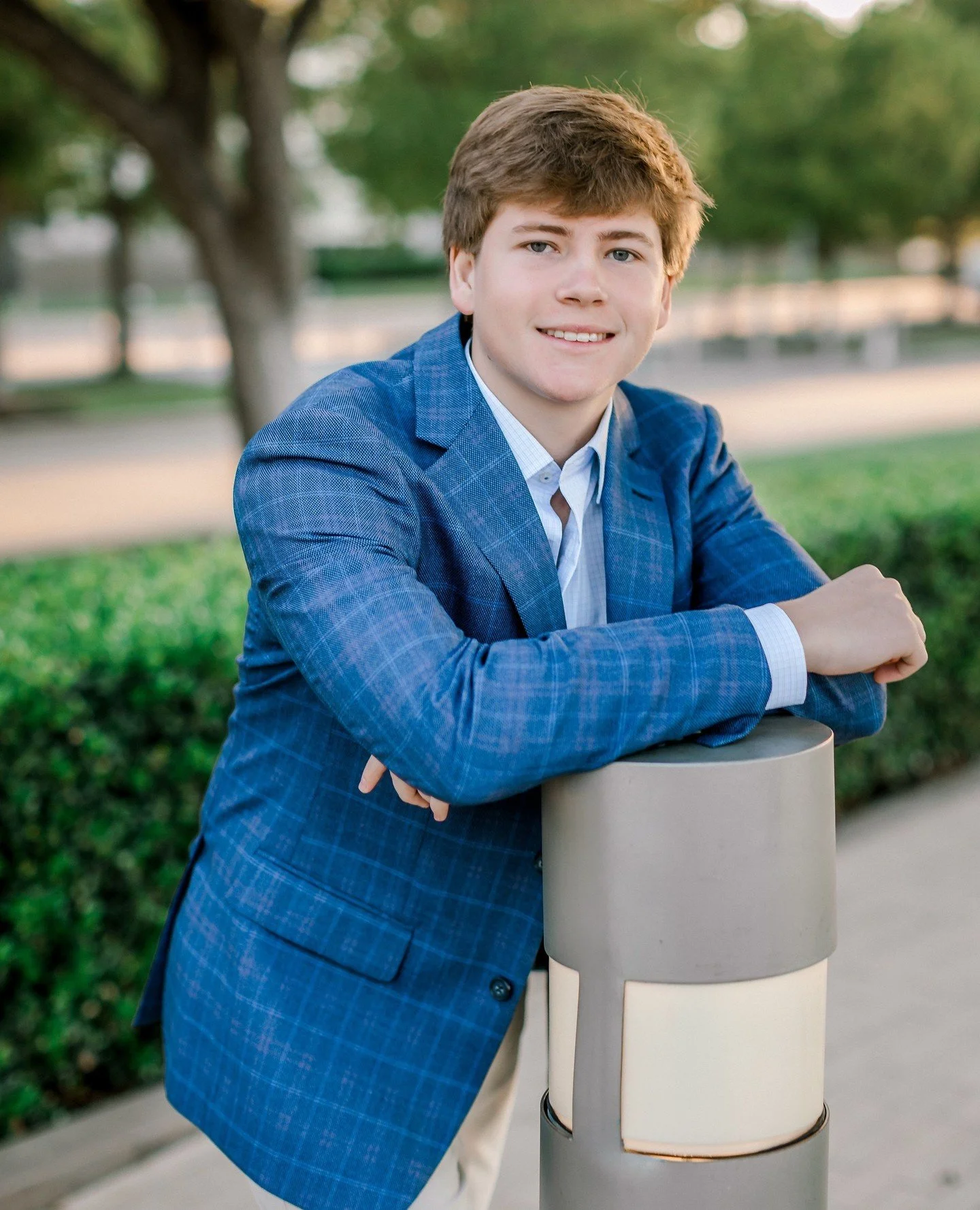 MASON | I've known him since he was in Kindergarten and have photographed him many times.  He is just the same as he has always been.  Great guy, great smirk smile.  As laid back as a person can be!  Thanks for tolerating my antics for so many sessio