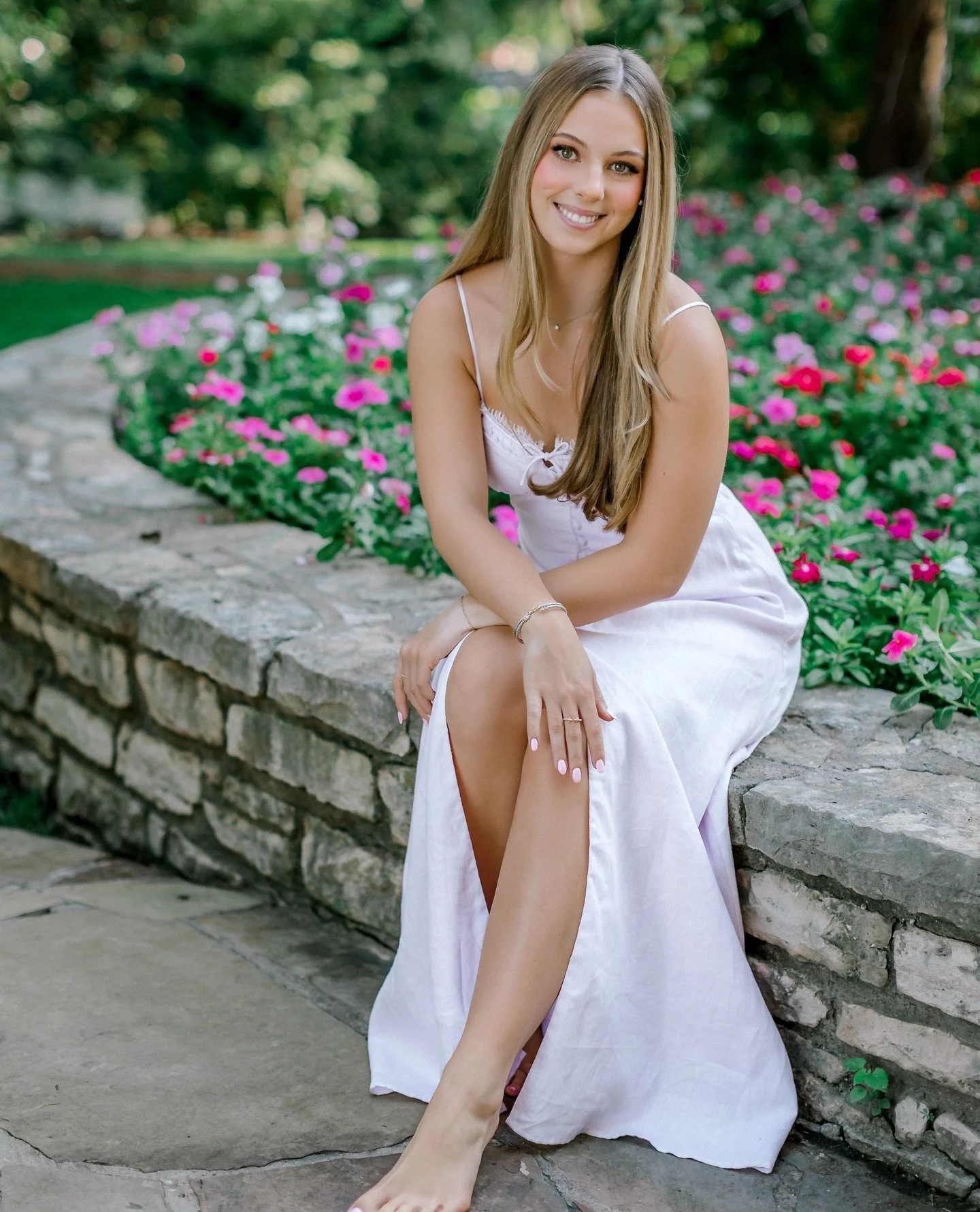 MADDY | Elegant, poised, perfectly put together.  I thoroughly enjoyed being with this precious senior and her wonderful Mama.  Sometimes there is depth in a senior session that hits differently.  That was Maddy's session, joy with deep meaning.  Wha