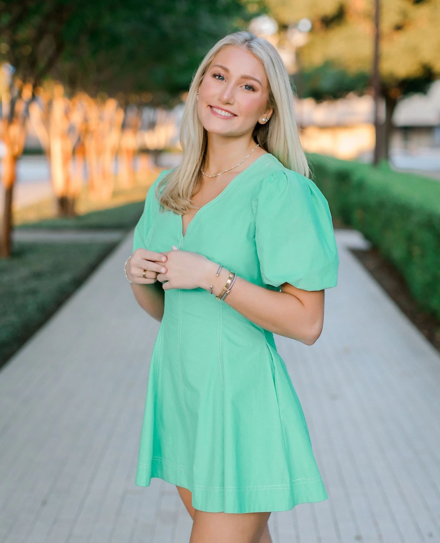 ADDISON | This sweet girl came from Dallas to see me and I'm so glad she did!  She has the best laugh.  She's loads of fun, confident and exquisitely beautiful.  Just DARLING.⁠
⁠
⁠
⁠
⁠
#FortWorthPhotographer #FortWorthSeniorPhotographer #shannonlange