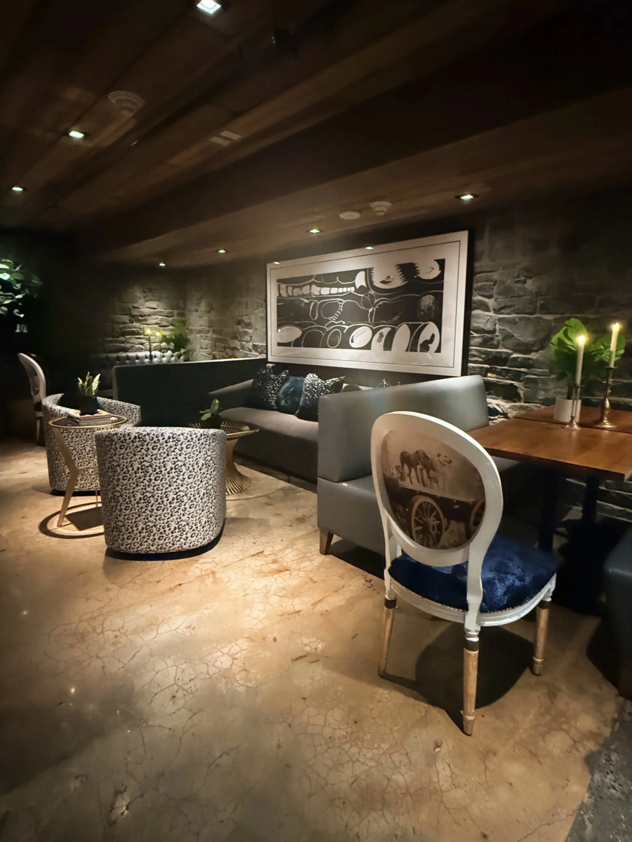 Abigayle's Bistro, Cocktail Bar & Lounge: Historic District of Riverhead 