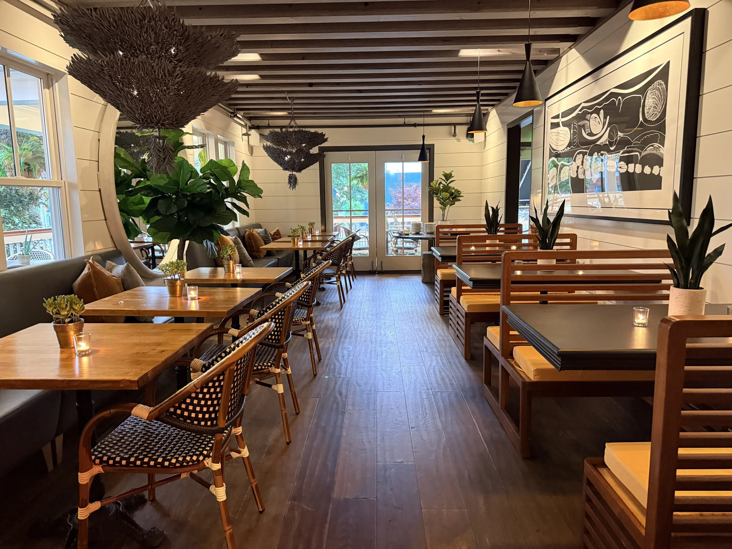 Abigayle's Bistro, Cocktail Bar & Lounge: Historic District of Riverhead 
