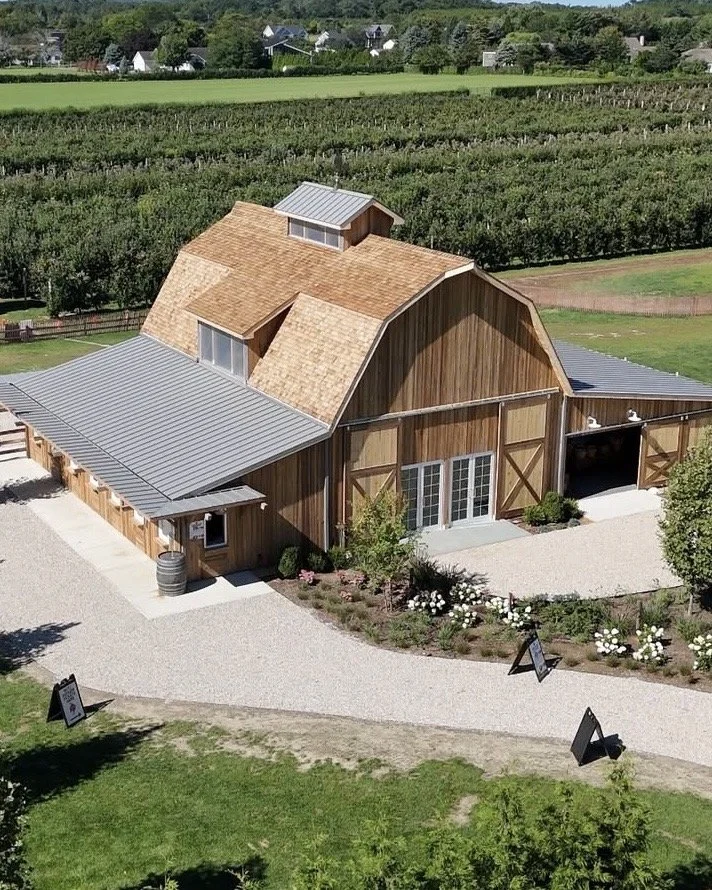 HARBES ORCHARD BARN, MATTITUCK NY
