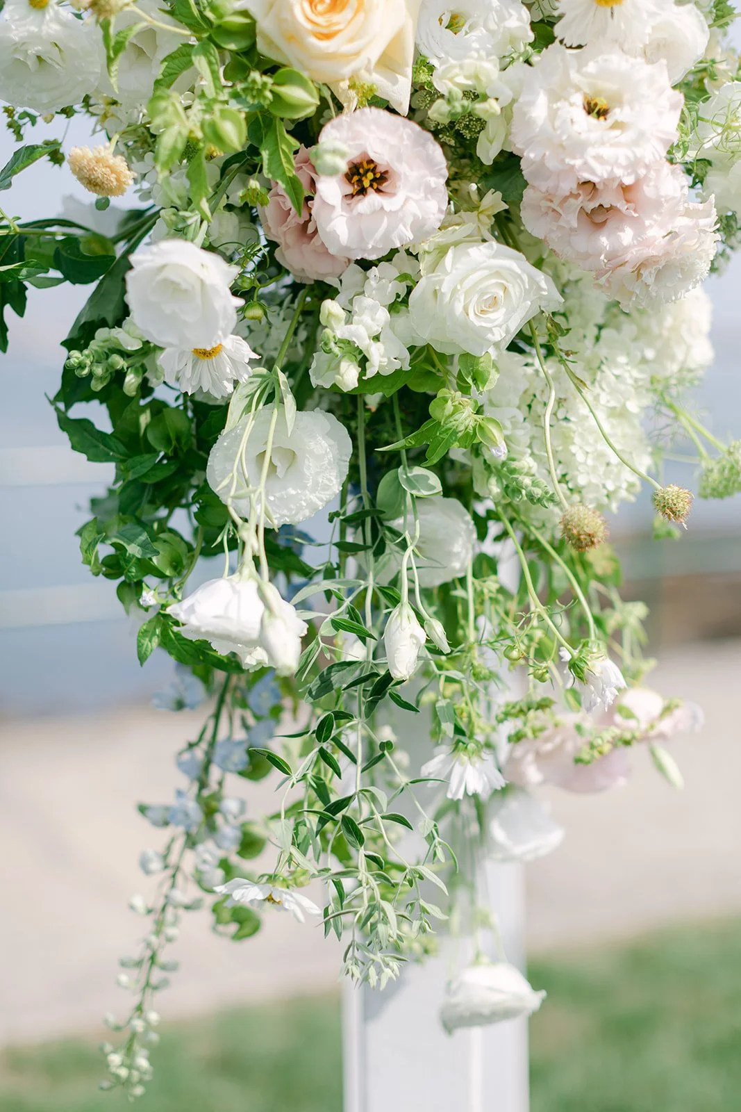 WEDDING FLORAL DESIGN