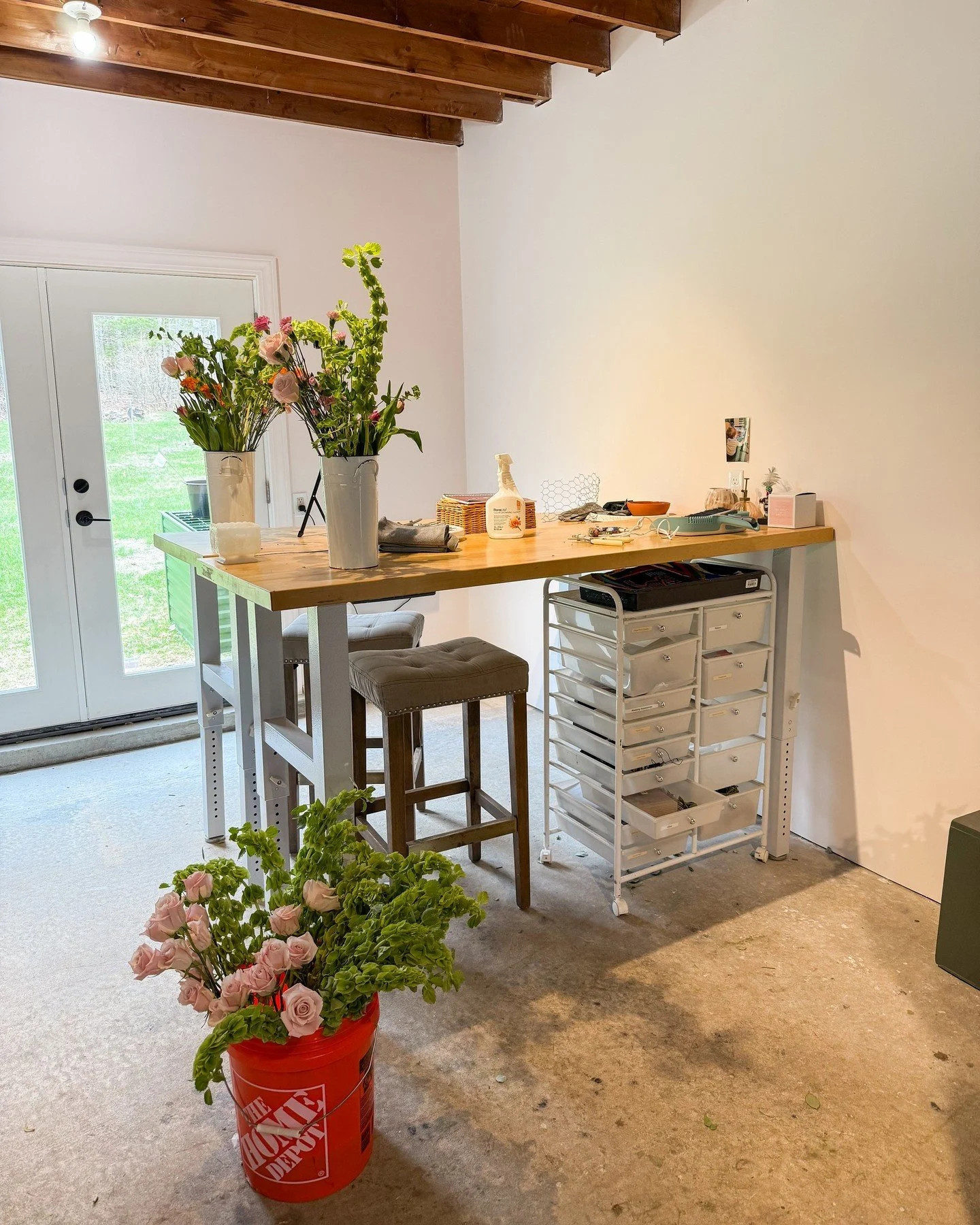 Starting to fall in love all over again at the new studio in Yarmouth, ME.  It&rsquo;s taken a beat to acclimate here.  The connection to nature is a contrast to the noise and bustle of Portland.  I&rsquo;m feeling nearer to the moon, deer, elements 