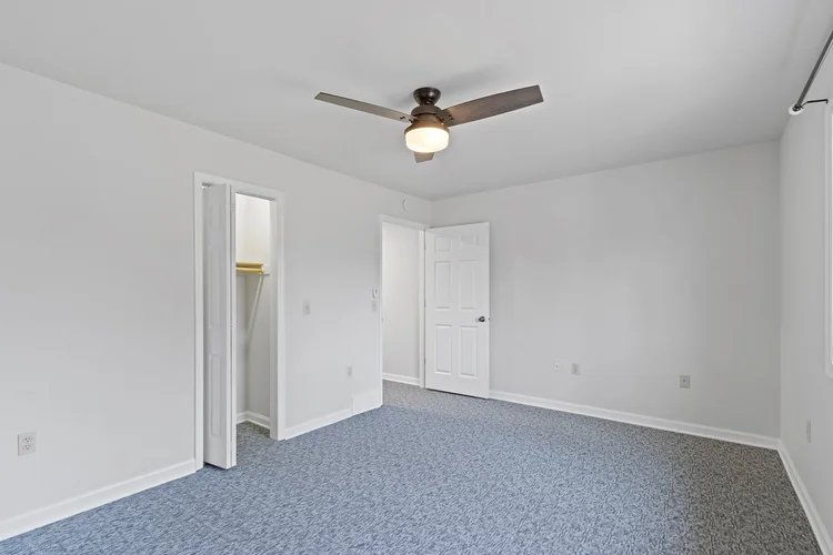 Carver Flats - kitchen