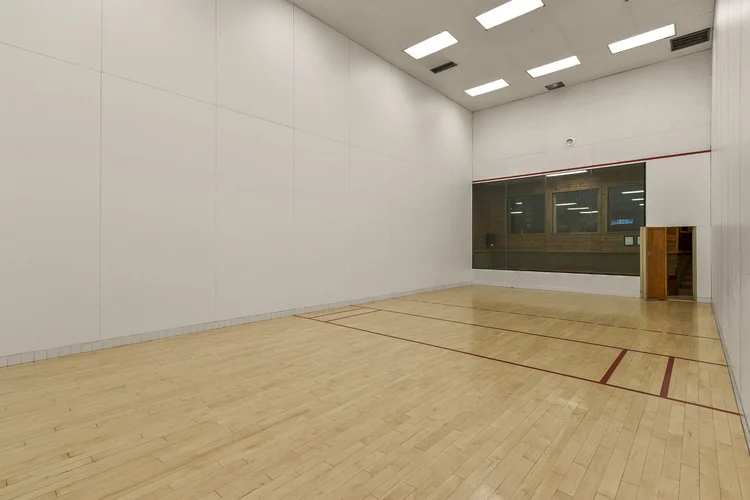 Carver Flats - kitchen