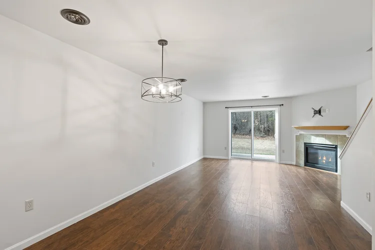 Carver Flats - kitchen