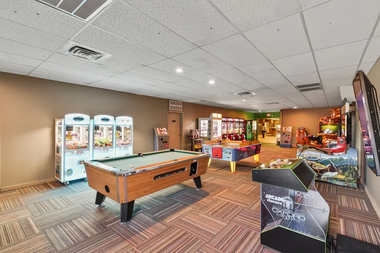 Carver Flats - kitchen