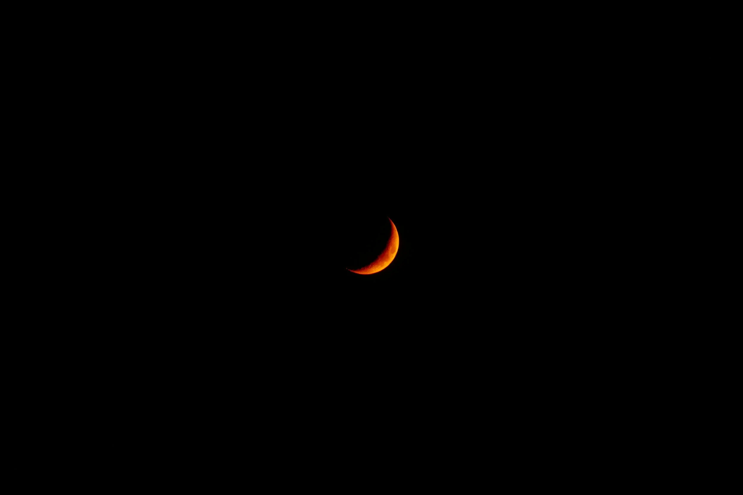 New Moon in Aries 2025 — Lunar Alignment