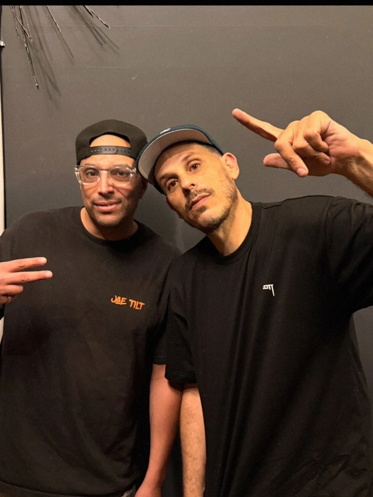 Got to catch @evidence out in Athens and got to take mama on her bucket list trip to Istanbul. Been a good summer ☀️

Love to @noiz_productions @11piem @northerndraw and @audiodru I appreciate you see you next time 🫶🏽

Headed back to Cairo see you 
