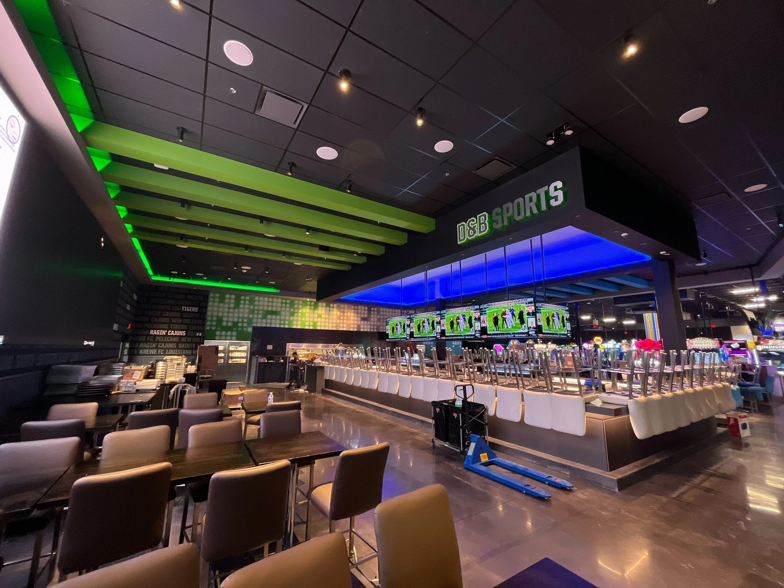 Dave & Buster’s Lafayette, LA — whitespunner