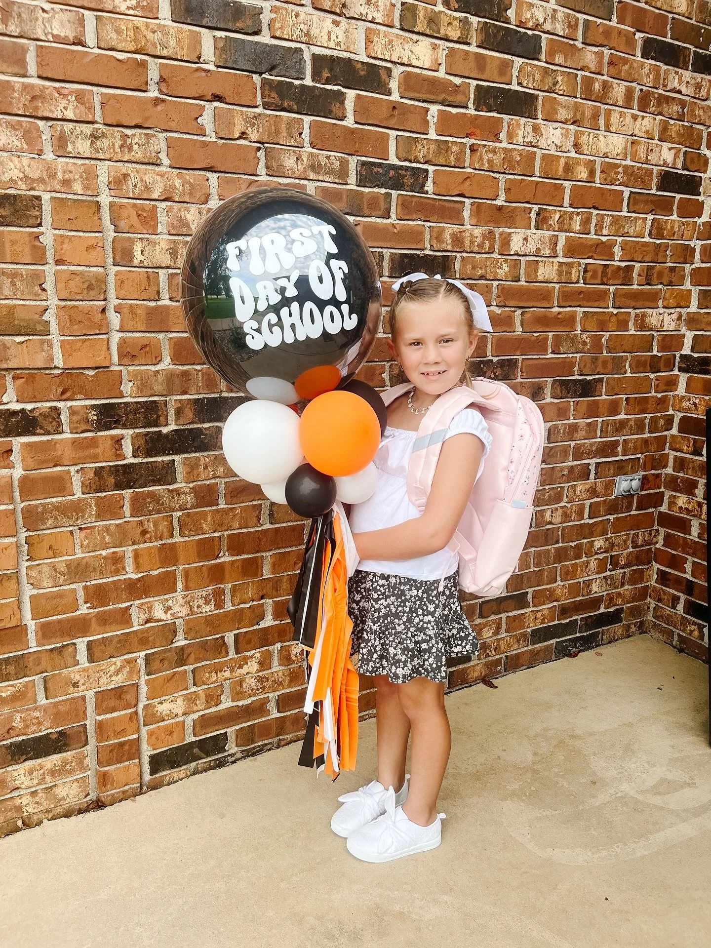 📚Back To School Spirit Sticks✏️
Serving first day slay with our back to school spirit sticks! Start the year with a POP: grab your spirit stick today and make those first day photos stand out! 

🔗Link in bio

‼️Warning: These spirit sticks may caus