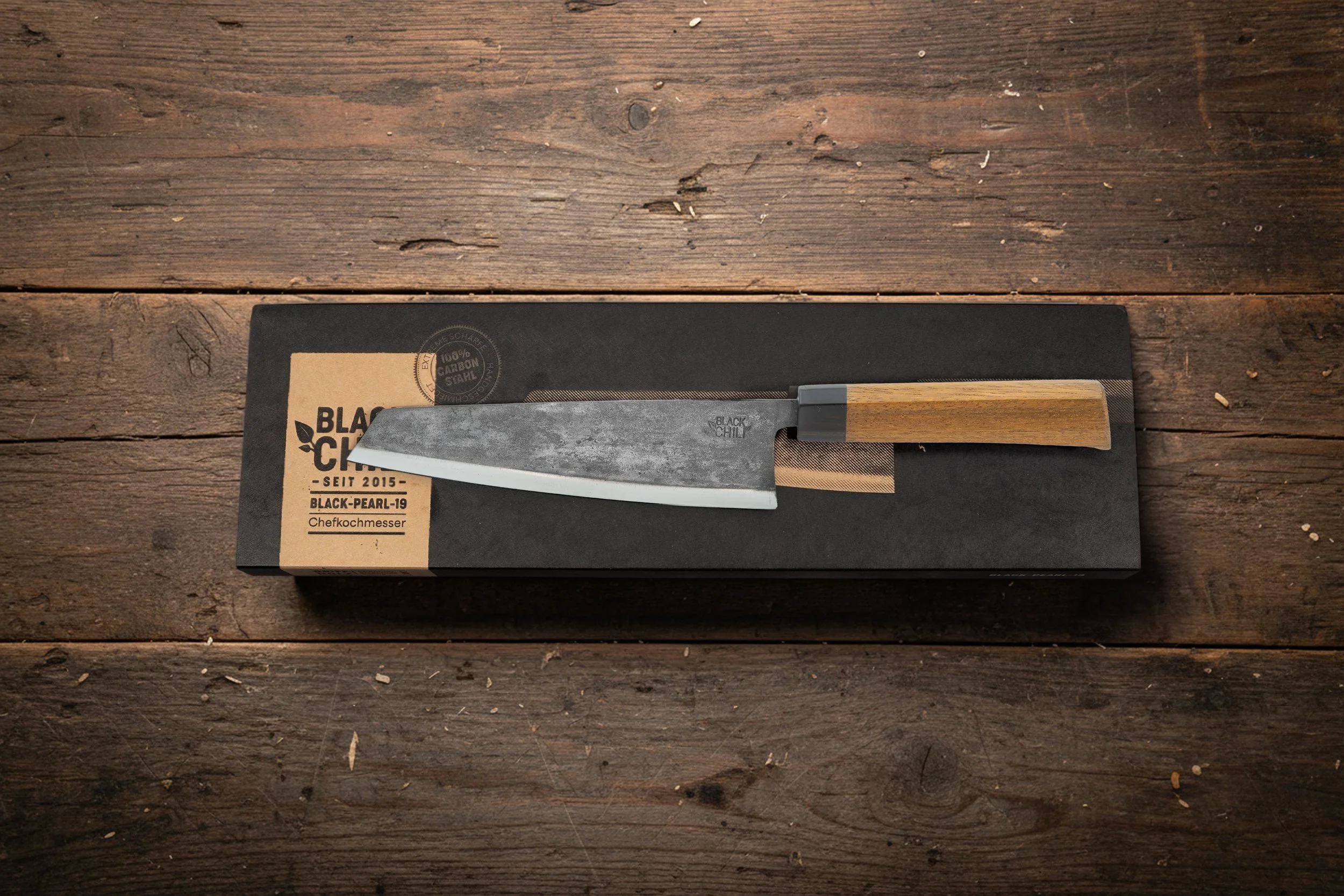 bcm black pearl altholz.jpg